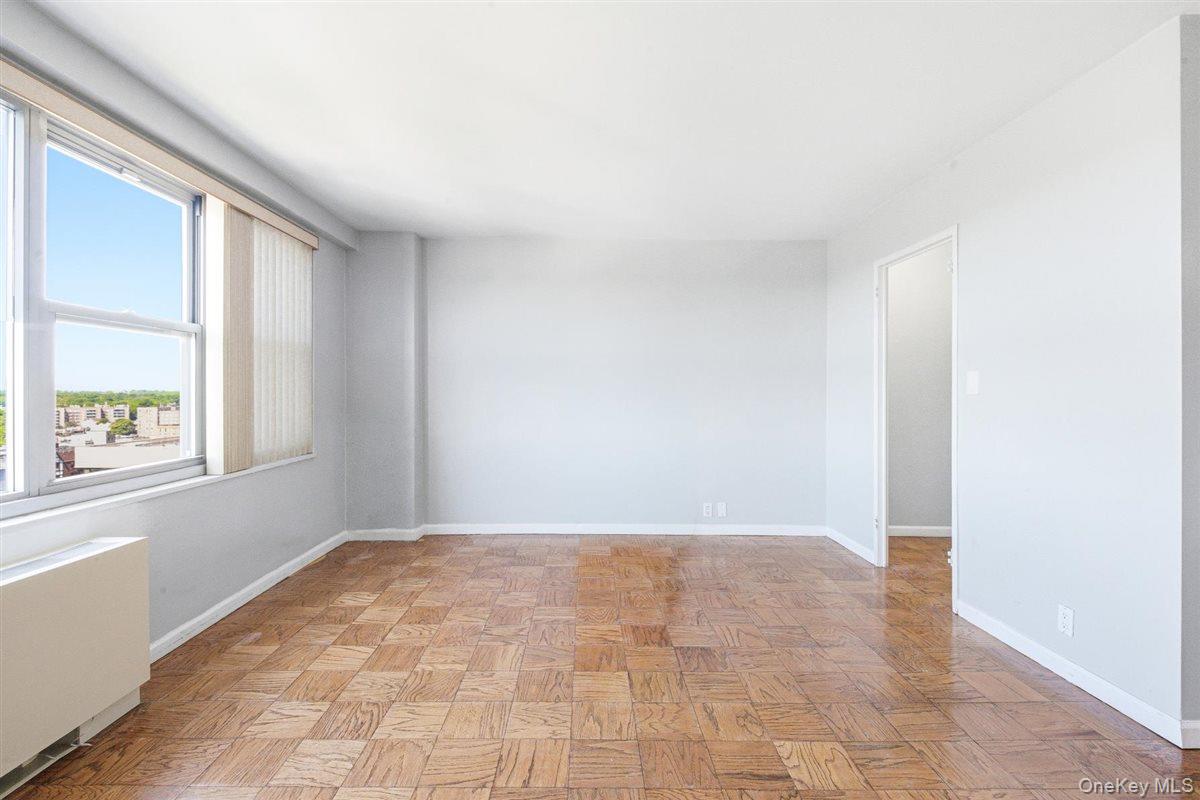 70-25 Yellowstone Boulevard, Unit 15P photo 18