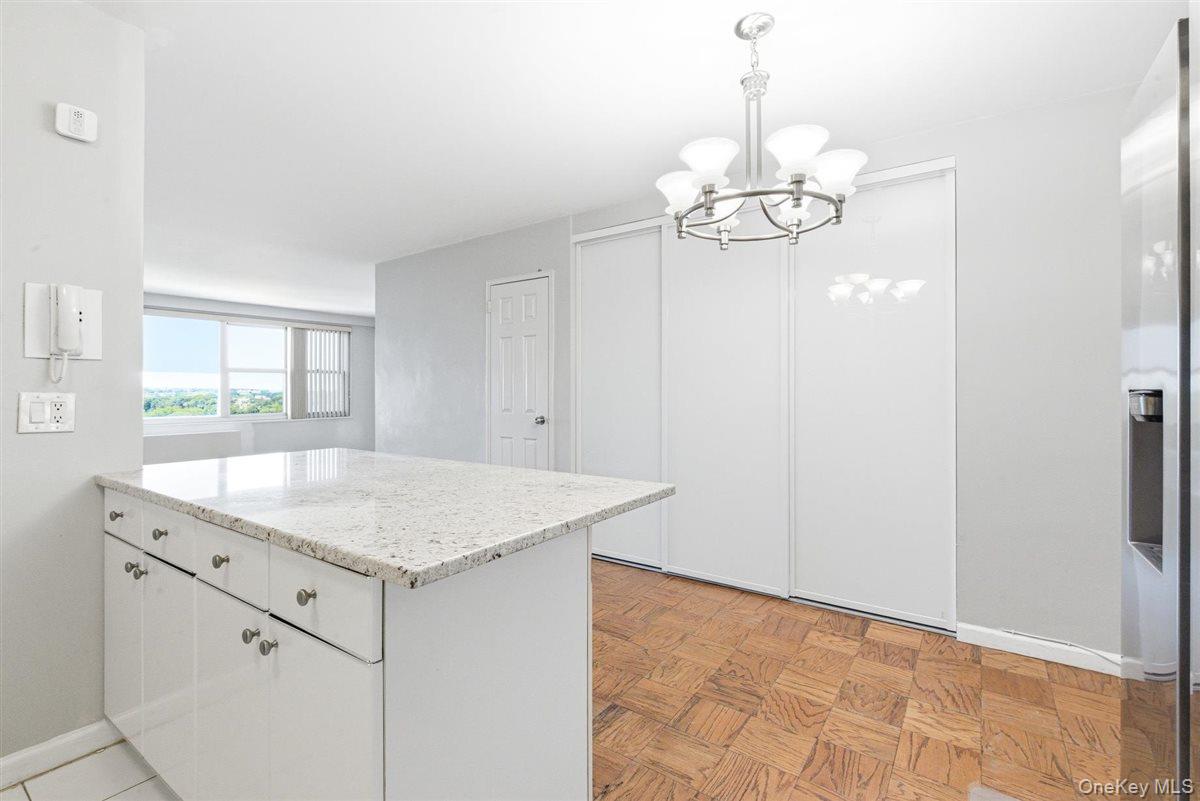 70-25 Yellowstone Boulevard, Unit 15P photo 17