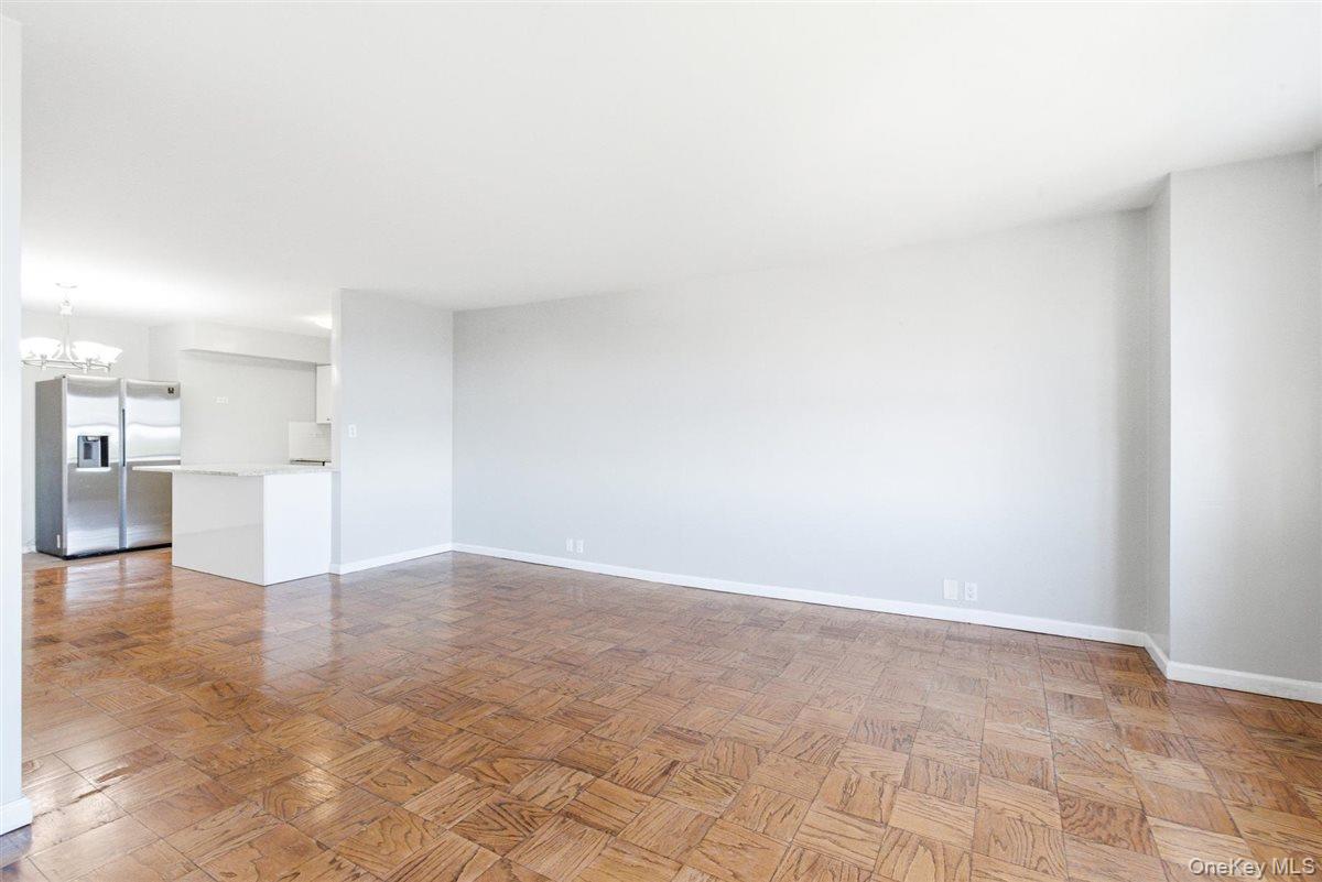 70-25 Yellowstone Boulevard, Unit 15P photo 12