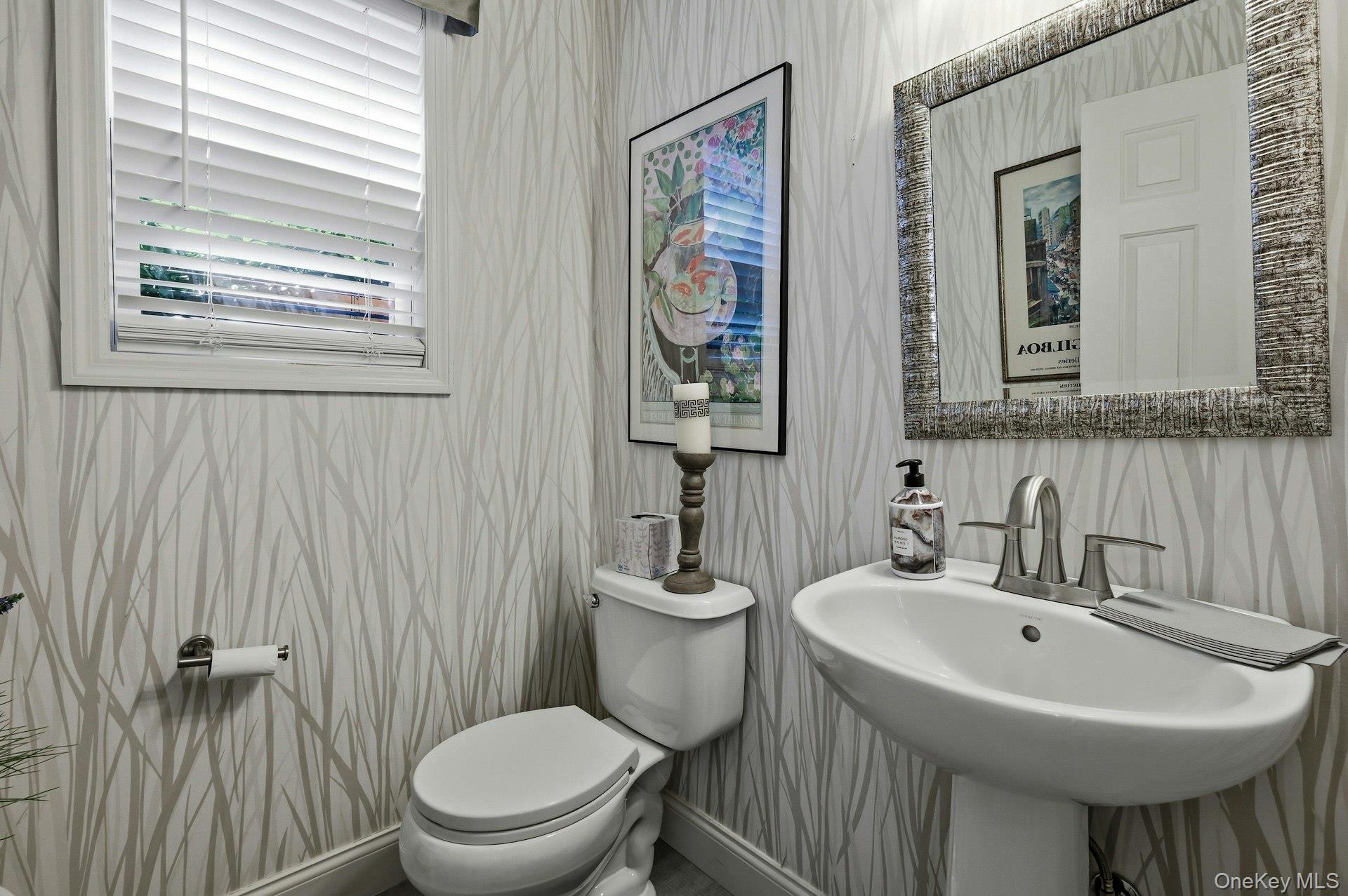 163 AUGUSTA Drive, Unit 163 photo 17