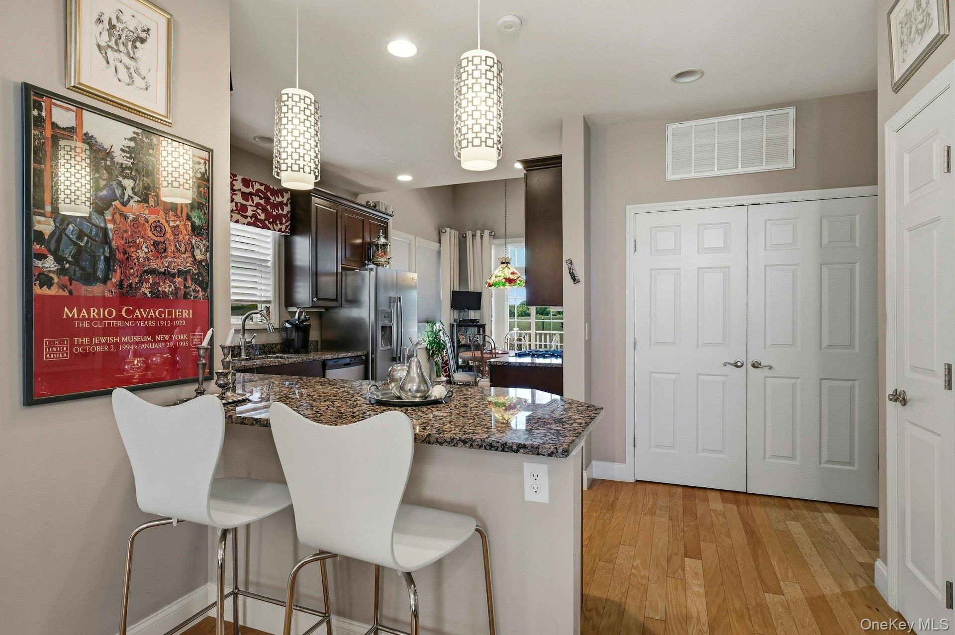 163 AUGUSTA Drive, Unit 163 photo 18