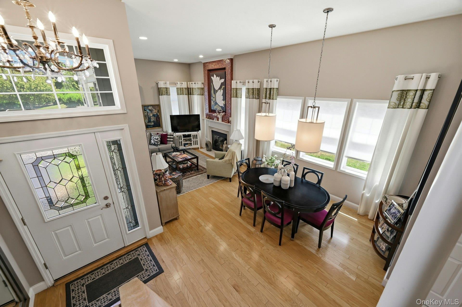 163 AUGUSTA Drive, Unit 163 photo 34