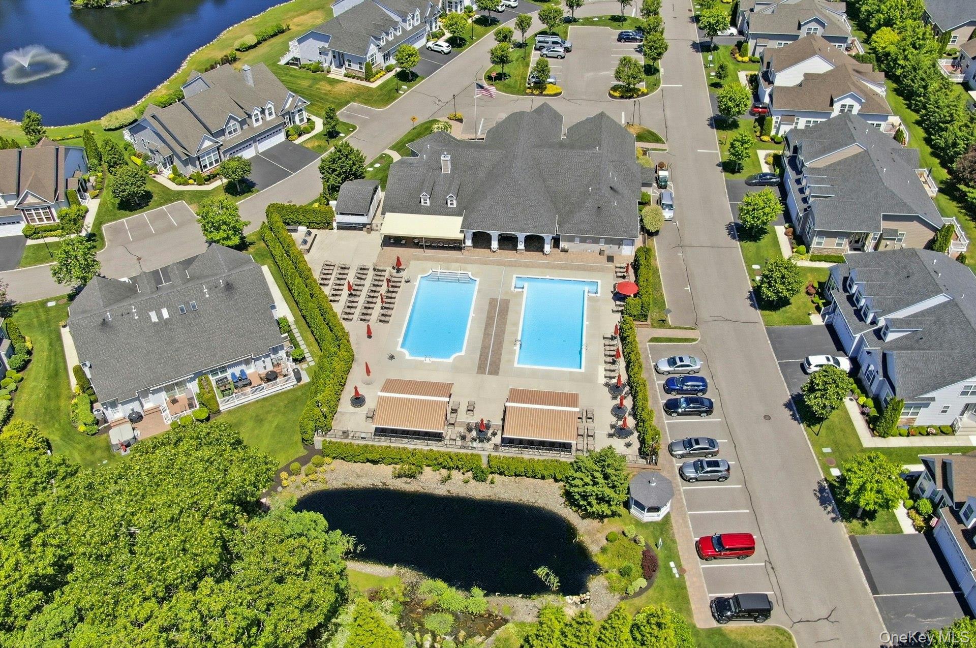 163 AUGUSTA Drive, Unit 163 photo 44