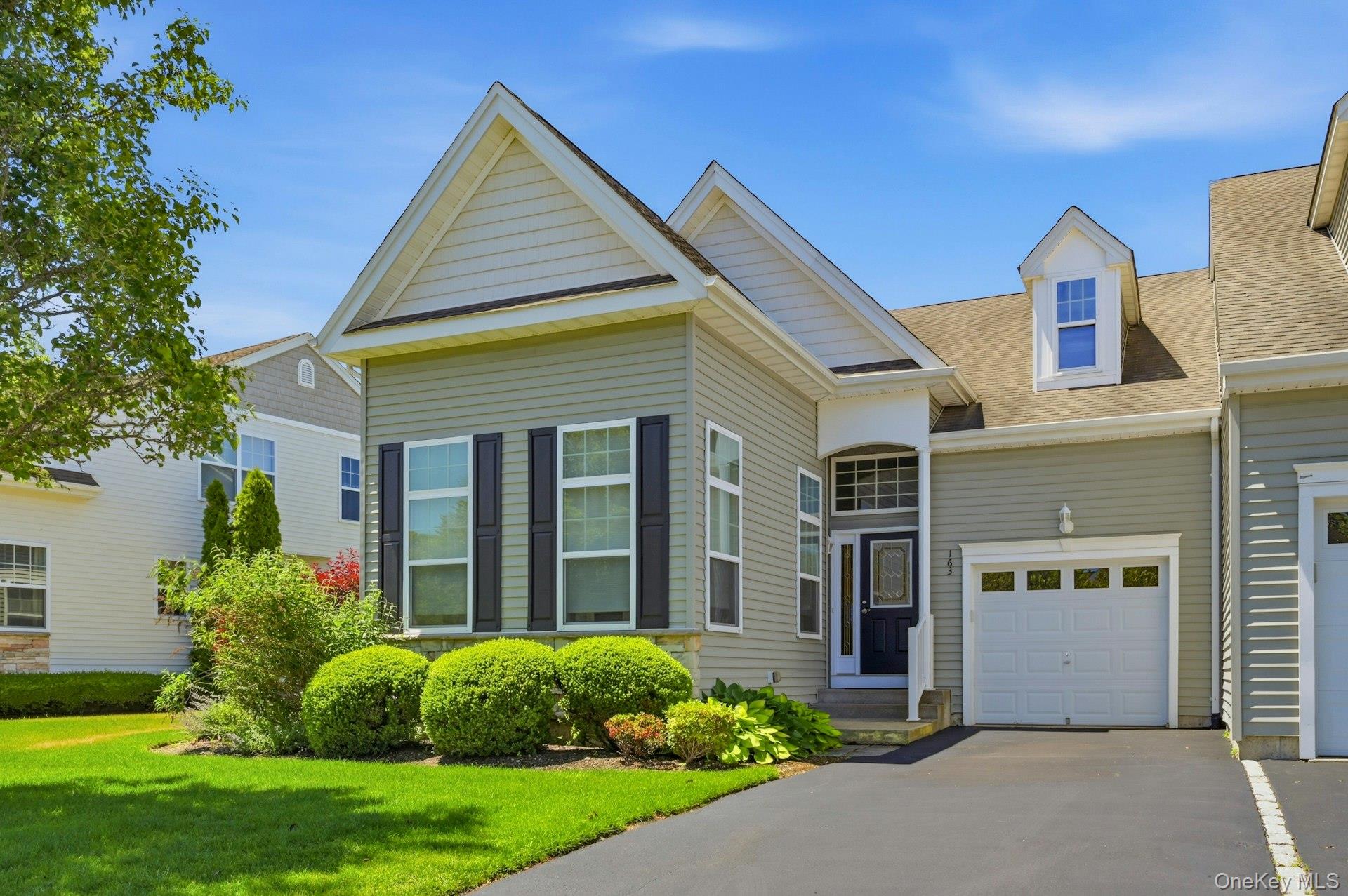 163 AUGUSTA Drive, Unit 163