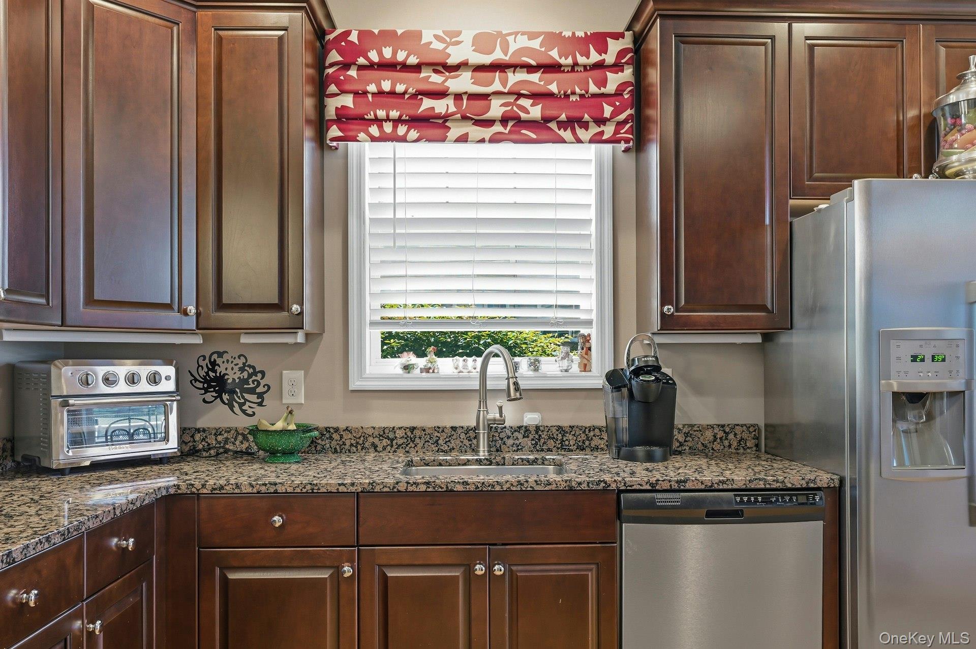 163 AUGUSTA Drive, Unit 163 photo 19