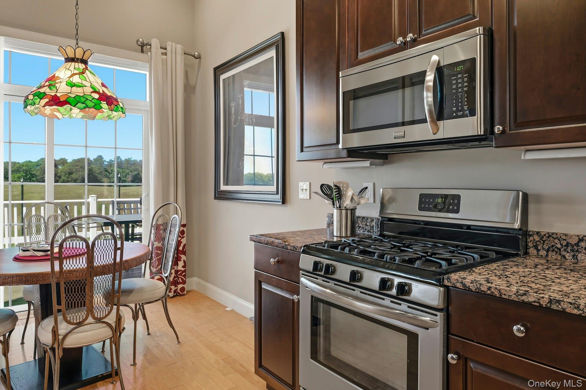 163 AUGUSTA Drive, Unit 163 photo 21
