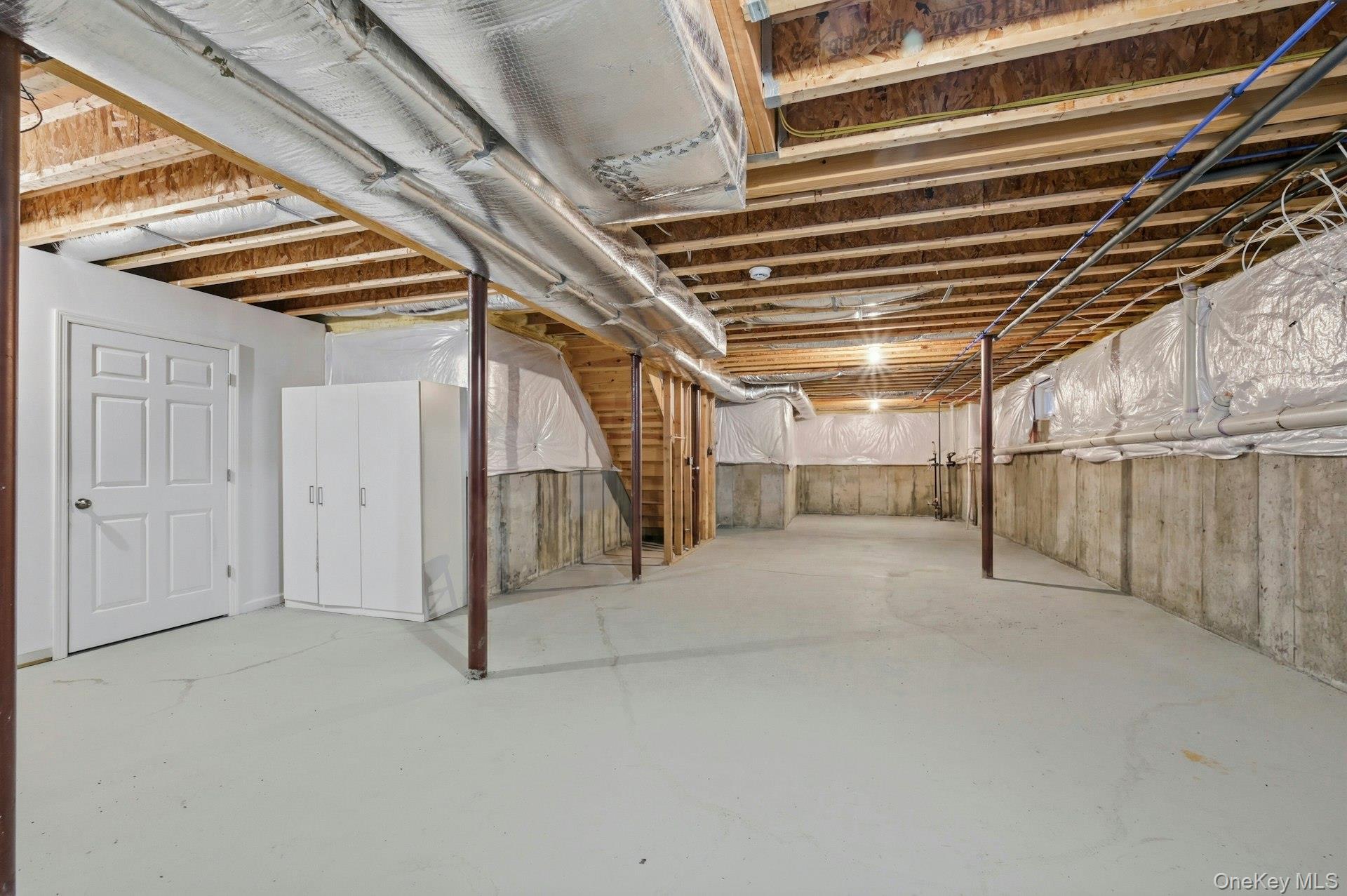 163 AUGUSTA Drive, Unit 163 photo 35