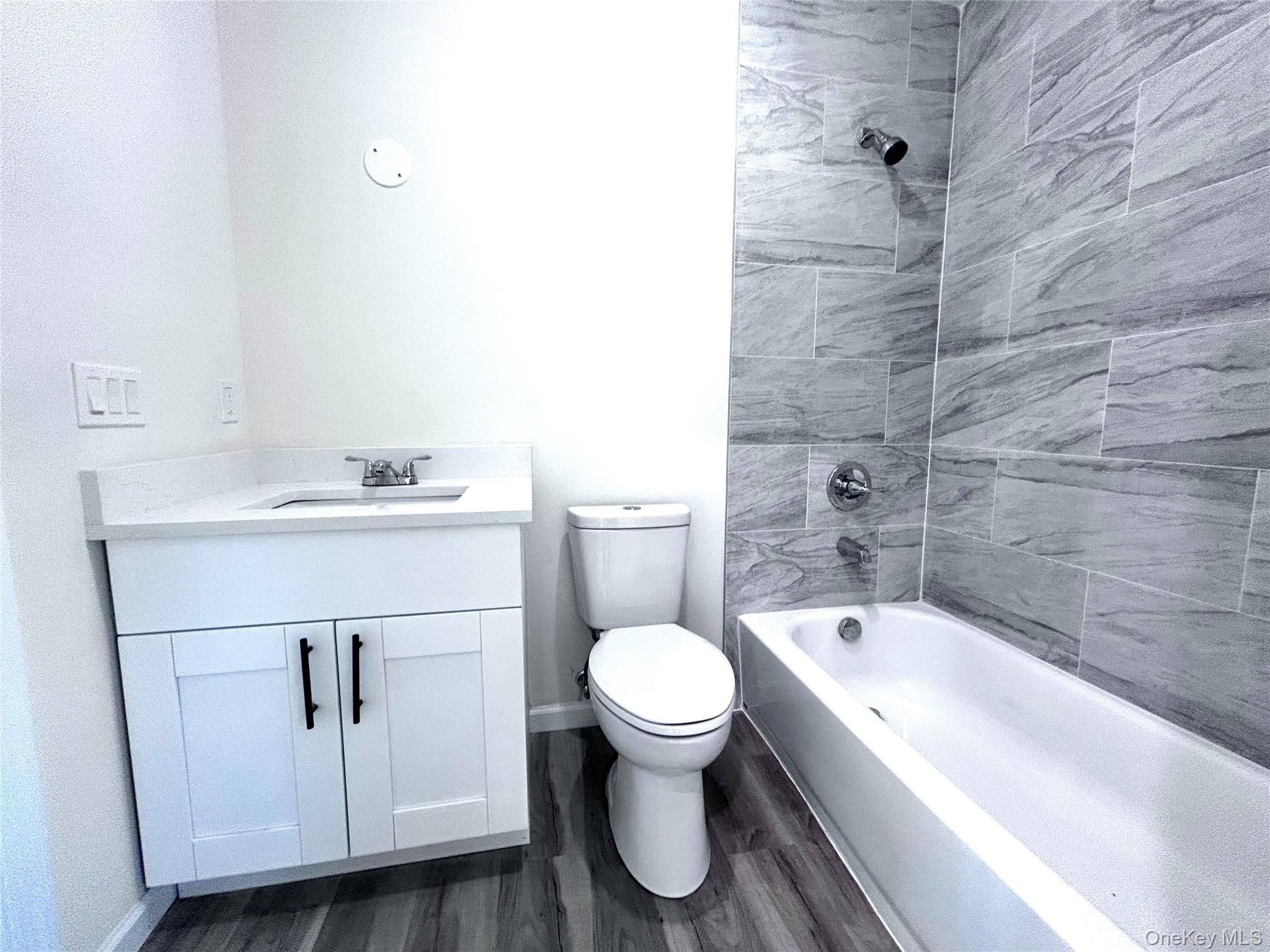 7 Highview Avenue – For Sale photo 12