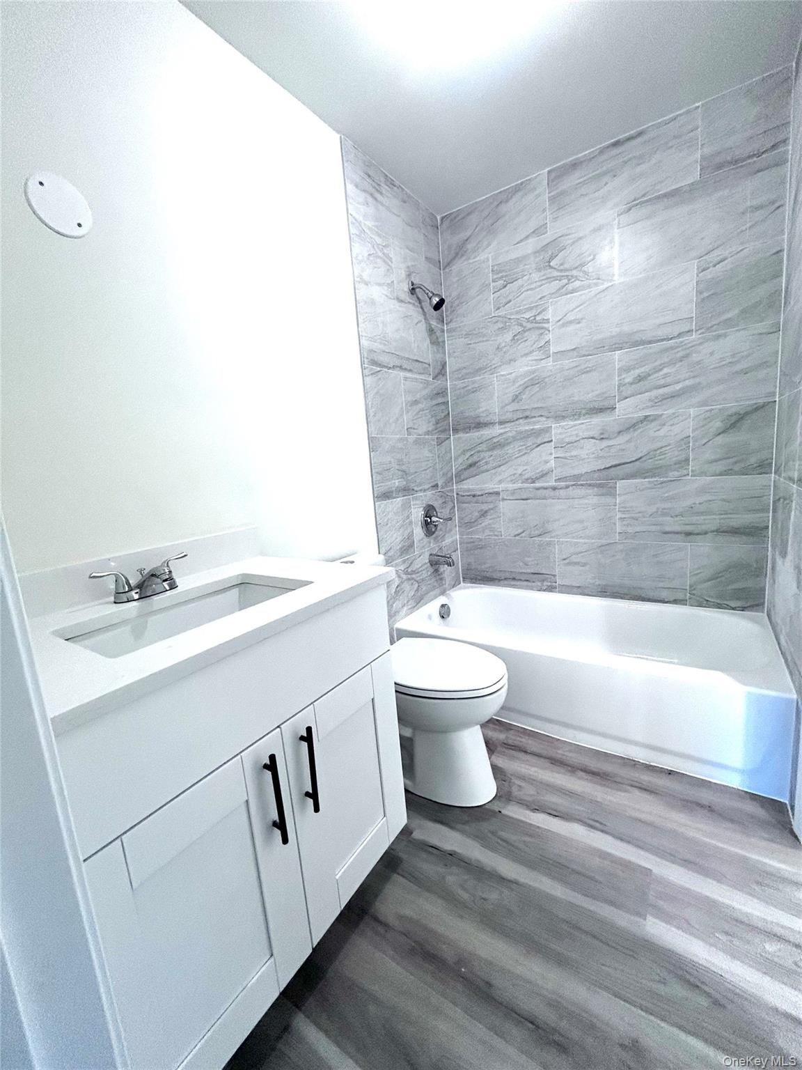 7 Highview Avenue – For Sale photo 13