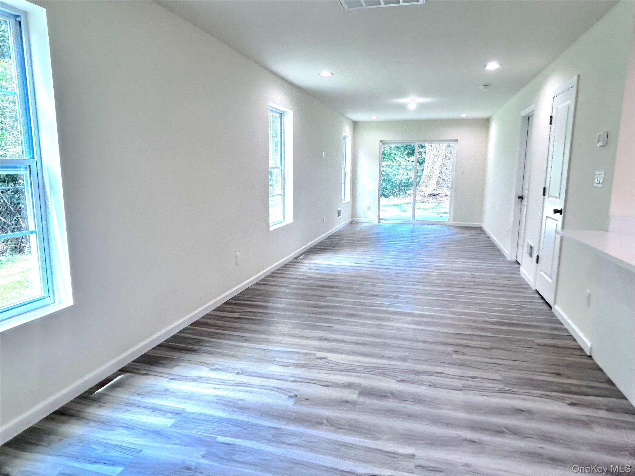 7 Highview Avenue – For Sale photo 5