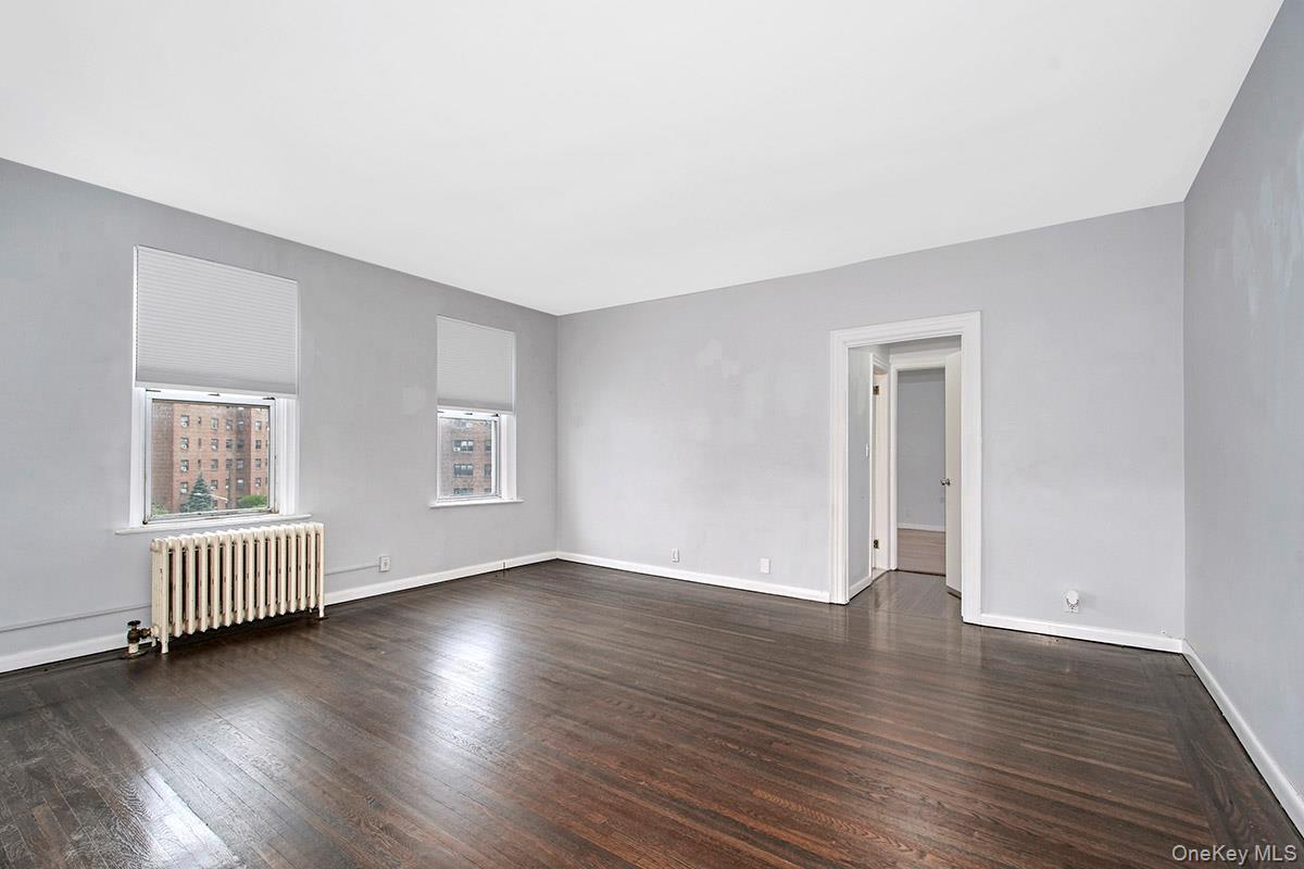 472 Gramatan Avenue, Unit DD3 photo 7
