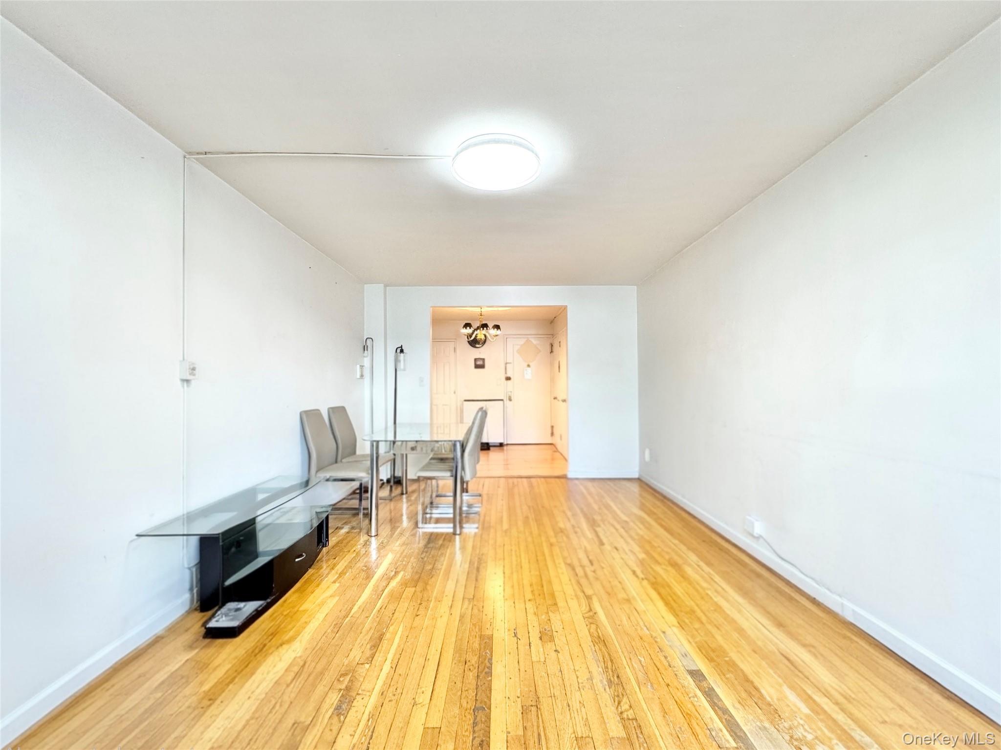 85-14 Broadway, Unit 1K photo 6