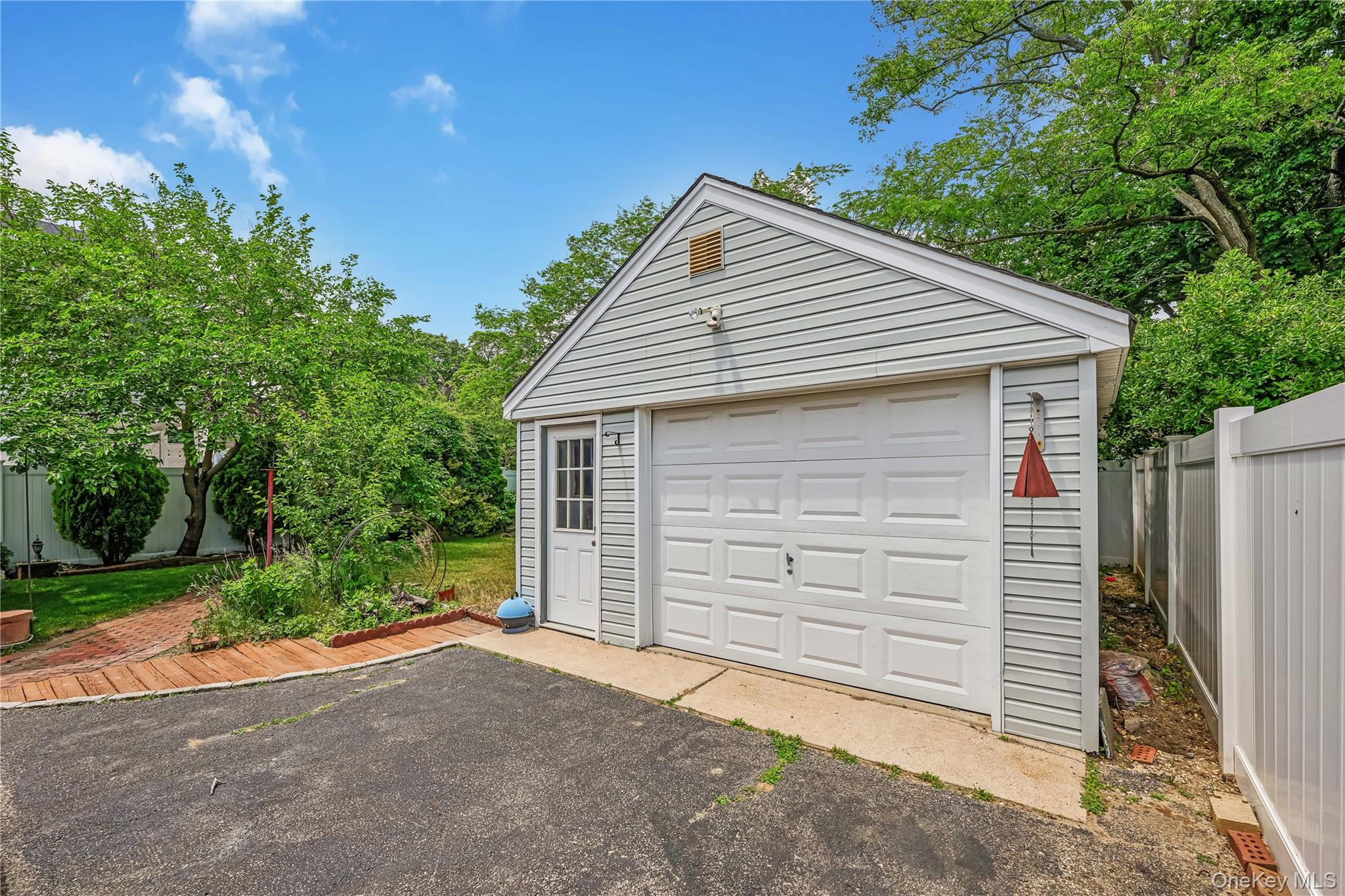 407 Sheridan Boulevard – For Sale photo 22