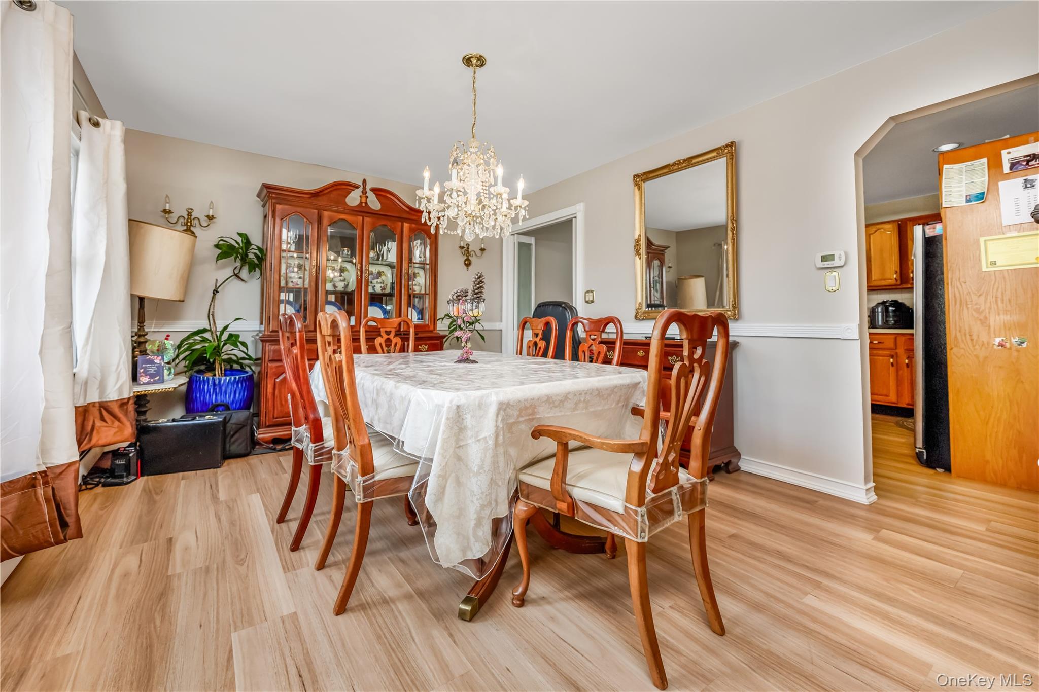 407 Sheridan Boulevard – For Sale photo 6