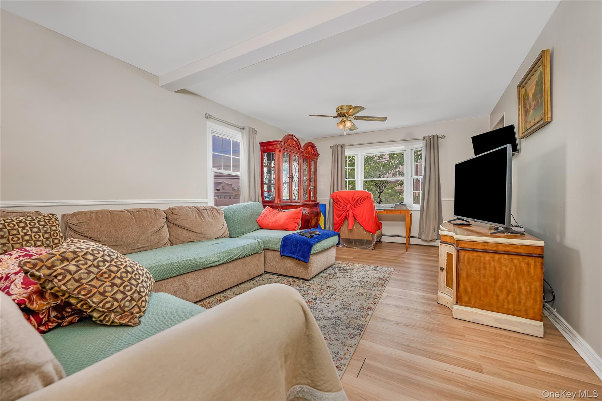 407 Sheridan Boulevard – For Sale photo 5