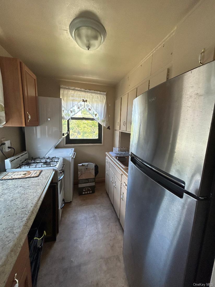 158 06 Cross Island Parkway, Unit 6-2 photo 5