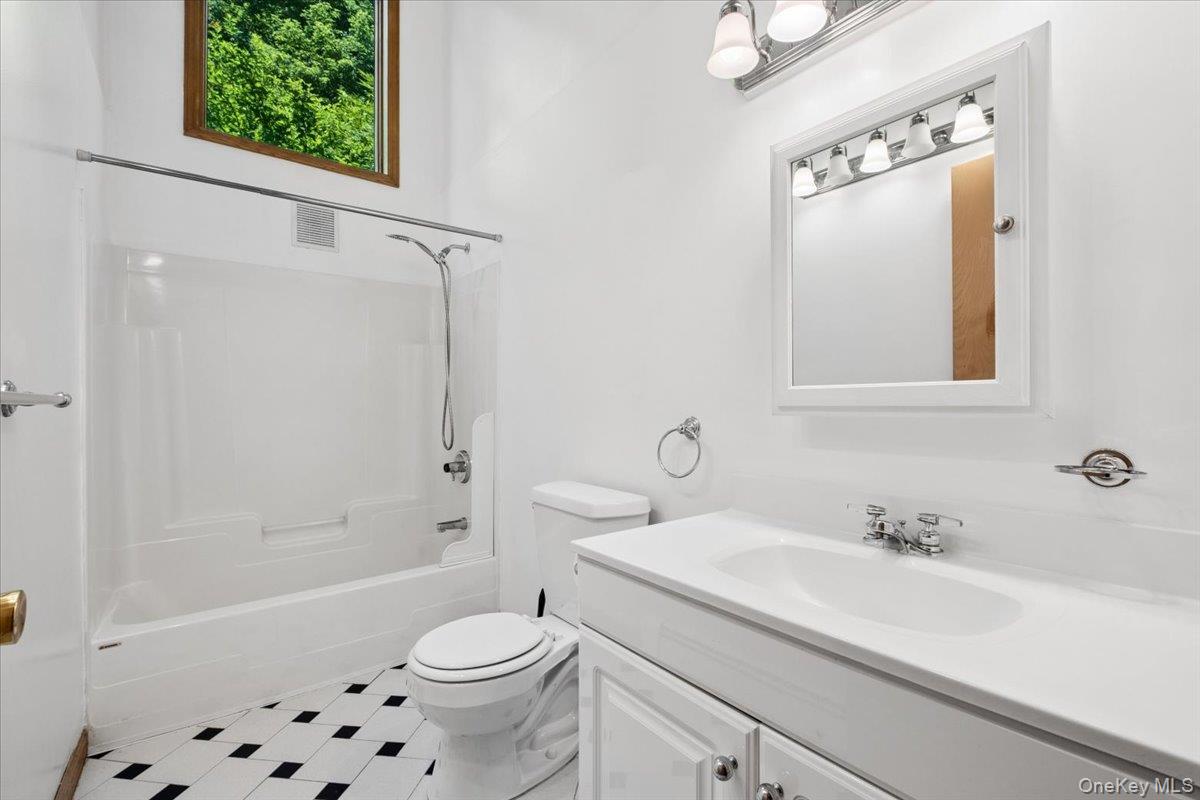 56 School Street – For Sale photo 33