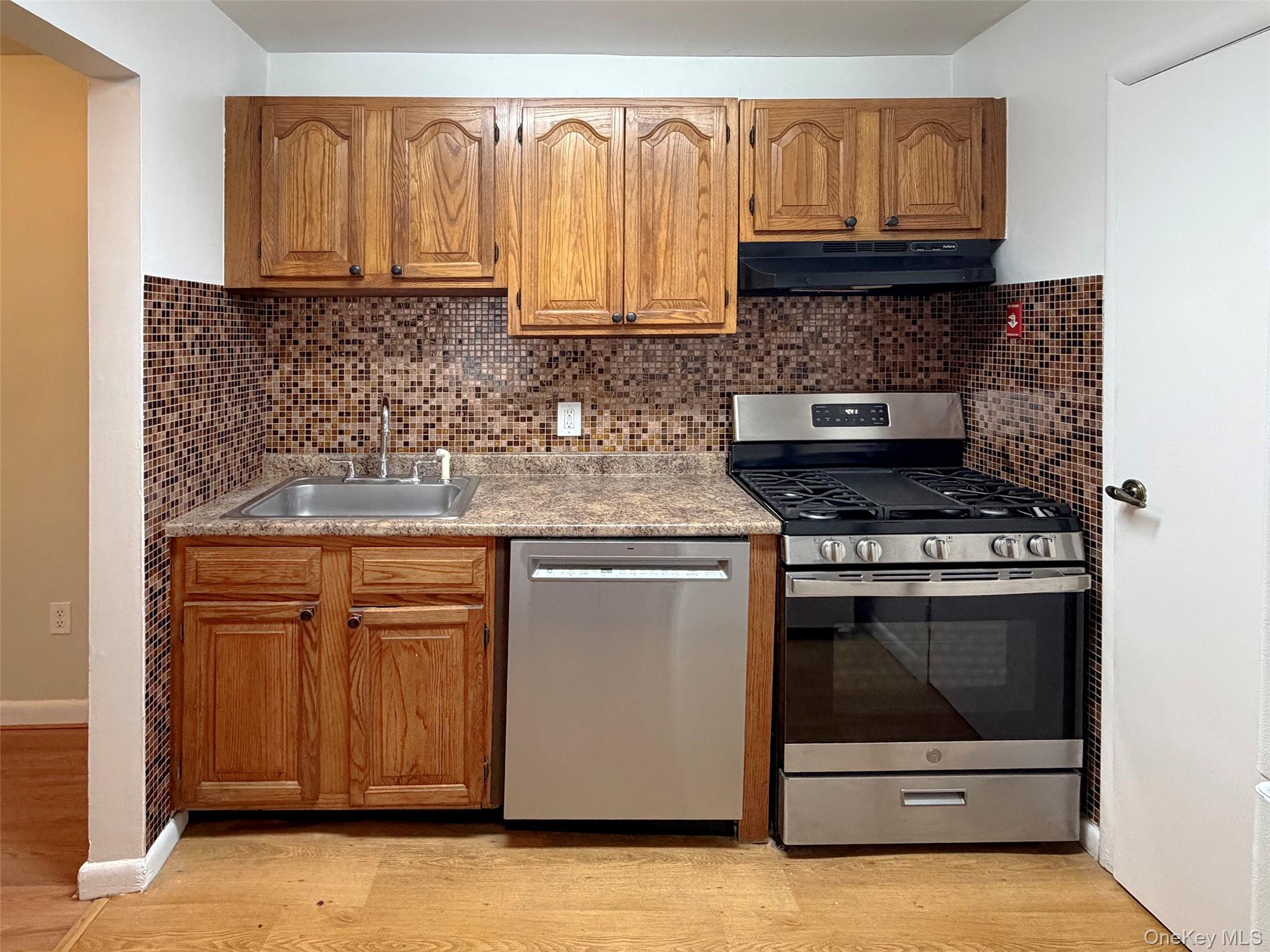 394 Concord – For Sale photo 11