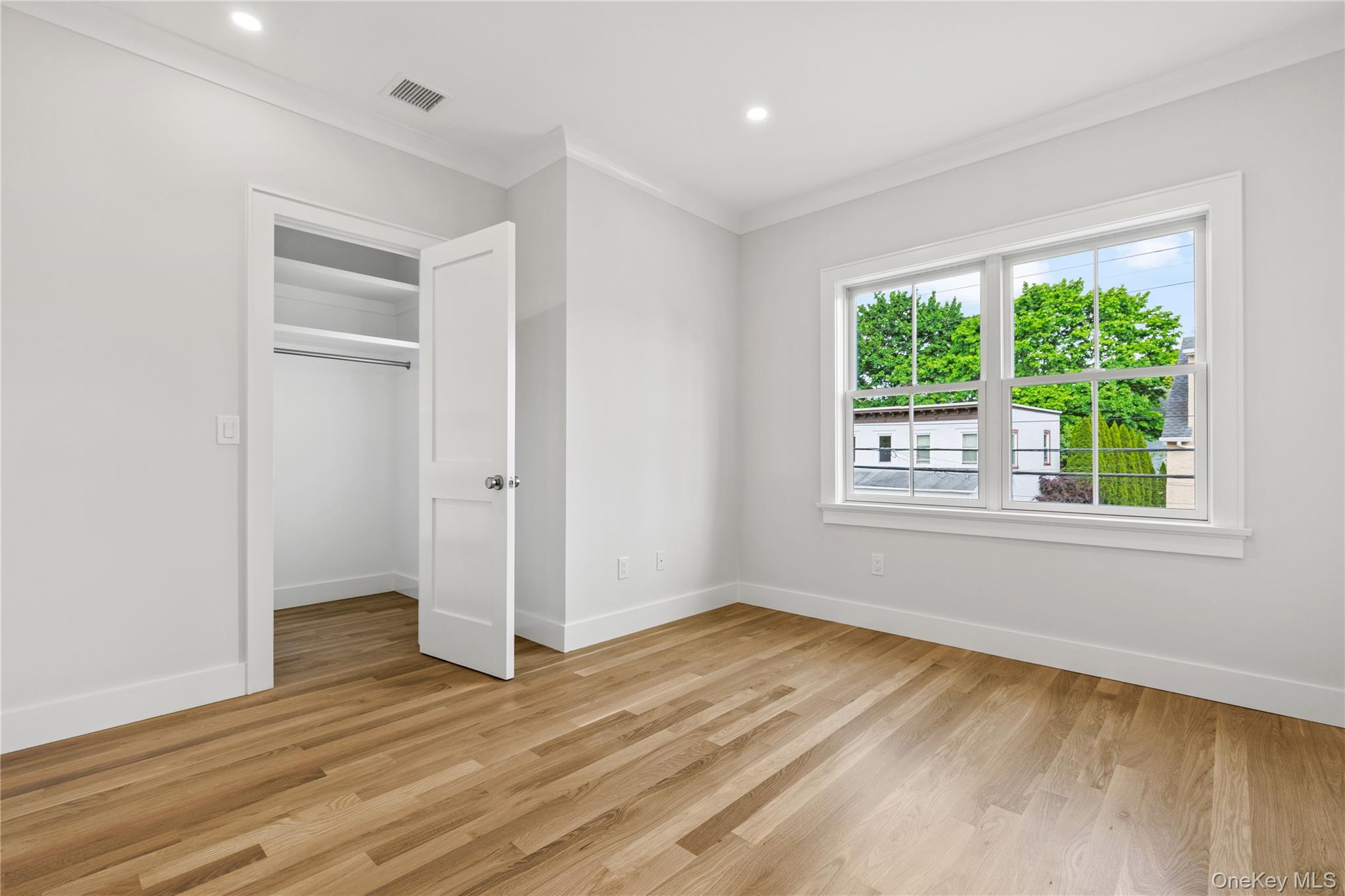 86 A Maple Avenue – For Rent photo 13