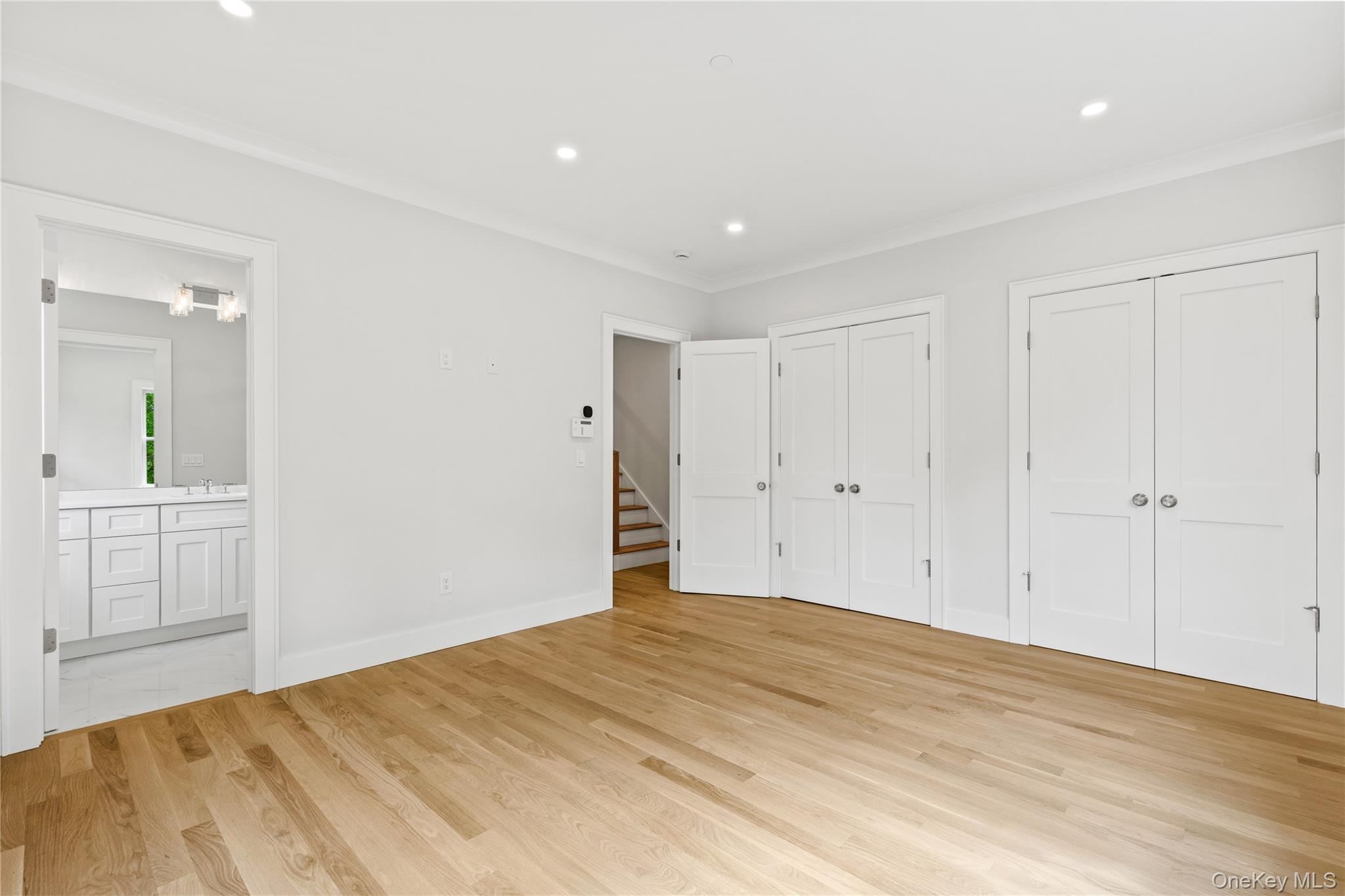 86 A Maple Avenue – For Rent photo 9