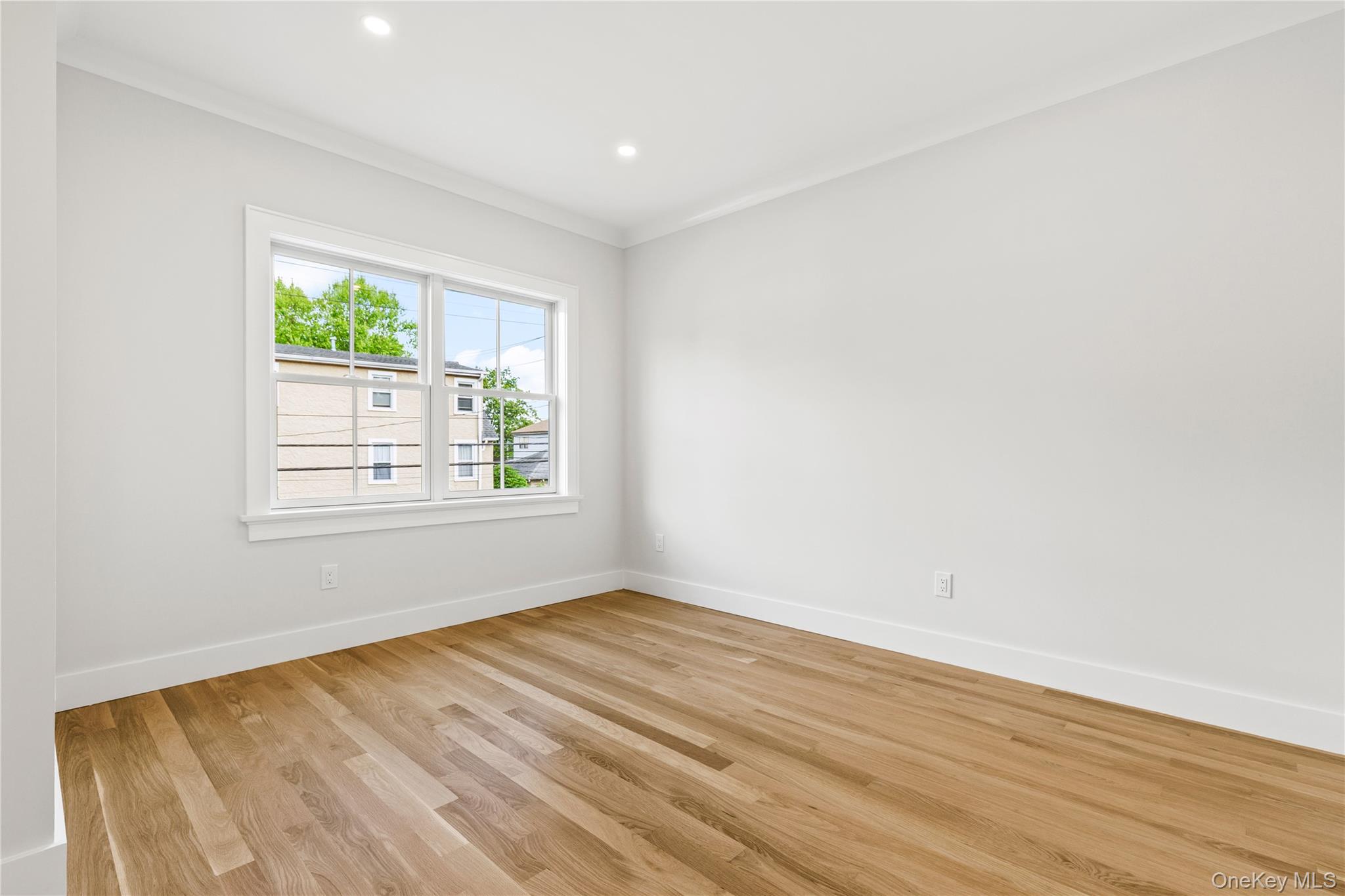 86 A Maple Avenue – For Rent photo 12