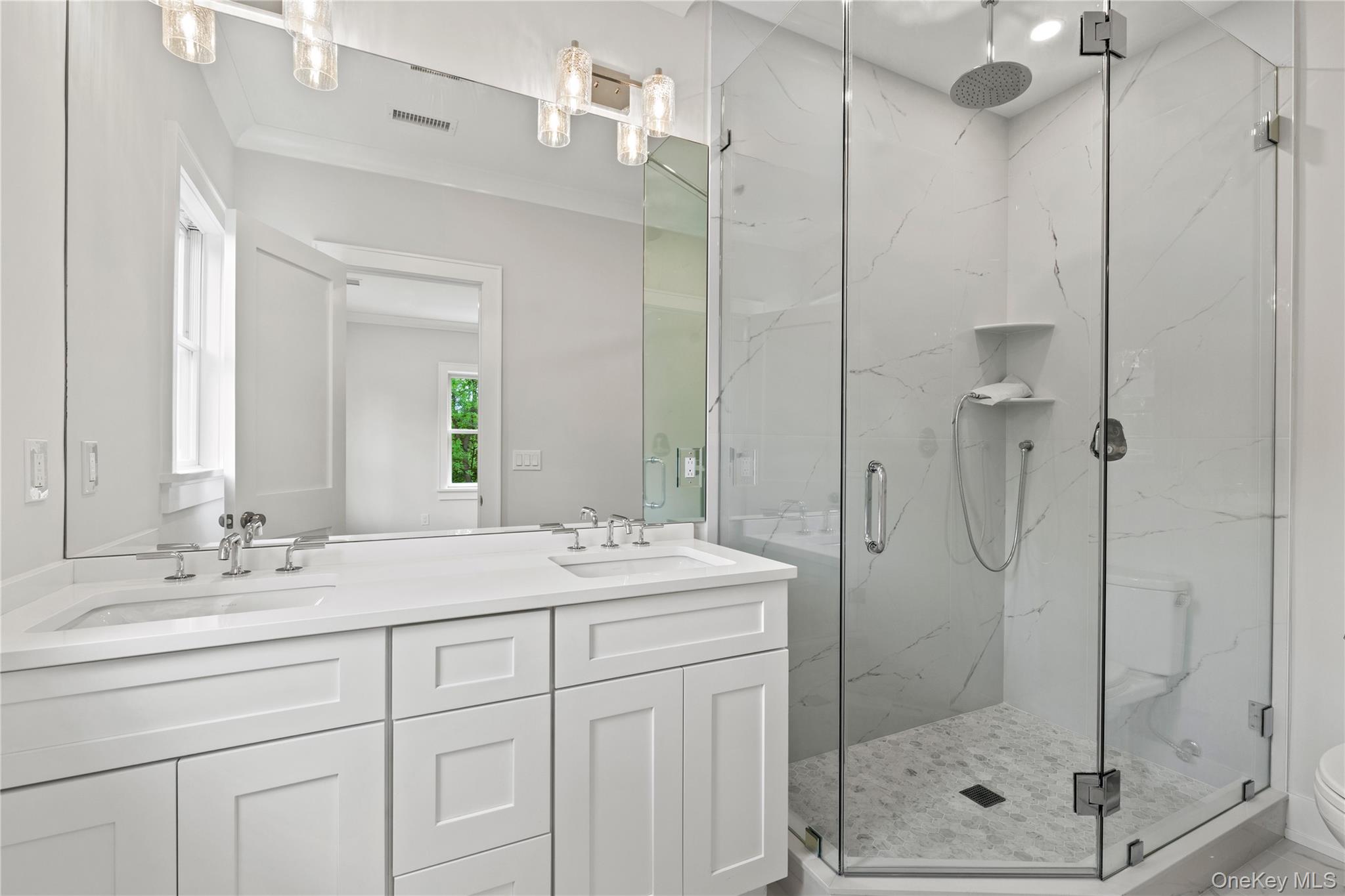 86 B Maple Avenue – For Rent photo 11