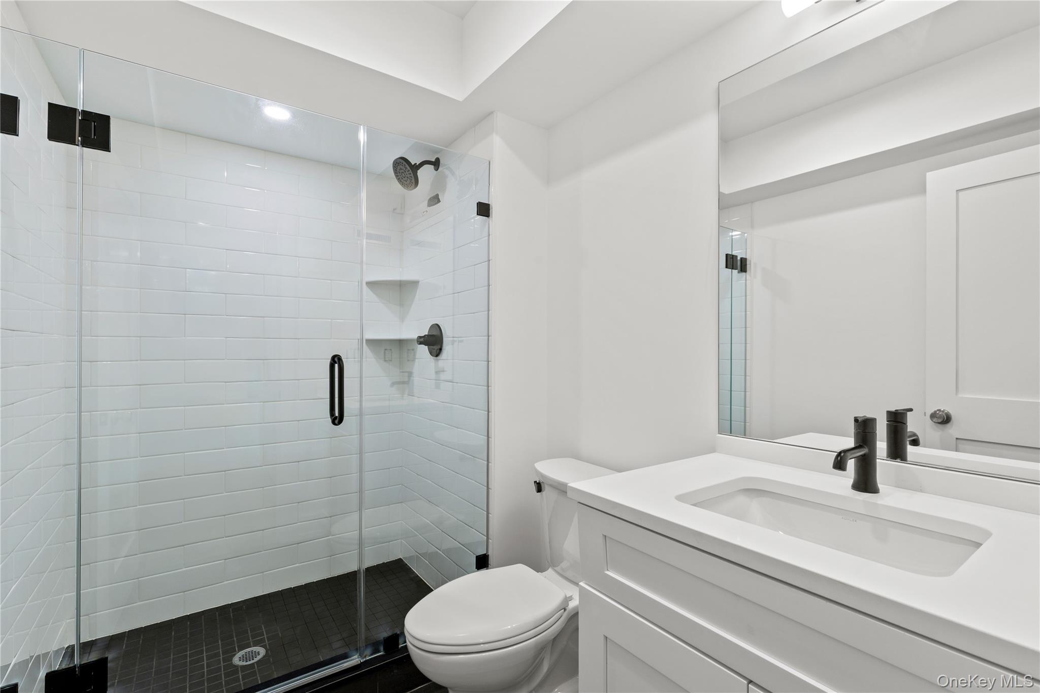 86 B Maple Avenue – For Rent photo 28