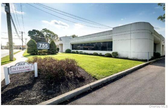755 Park Avenue, Unit 120