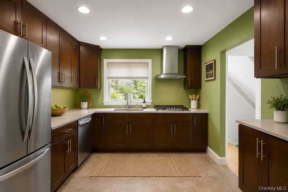 12847 233rd Street – For Sale photo 5