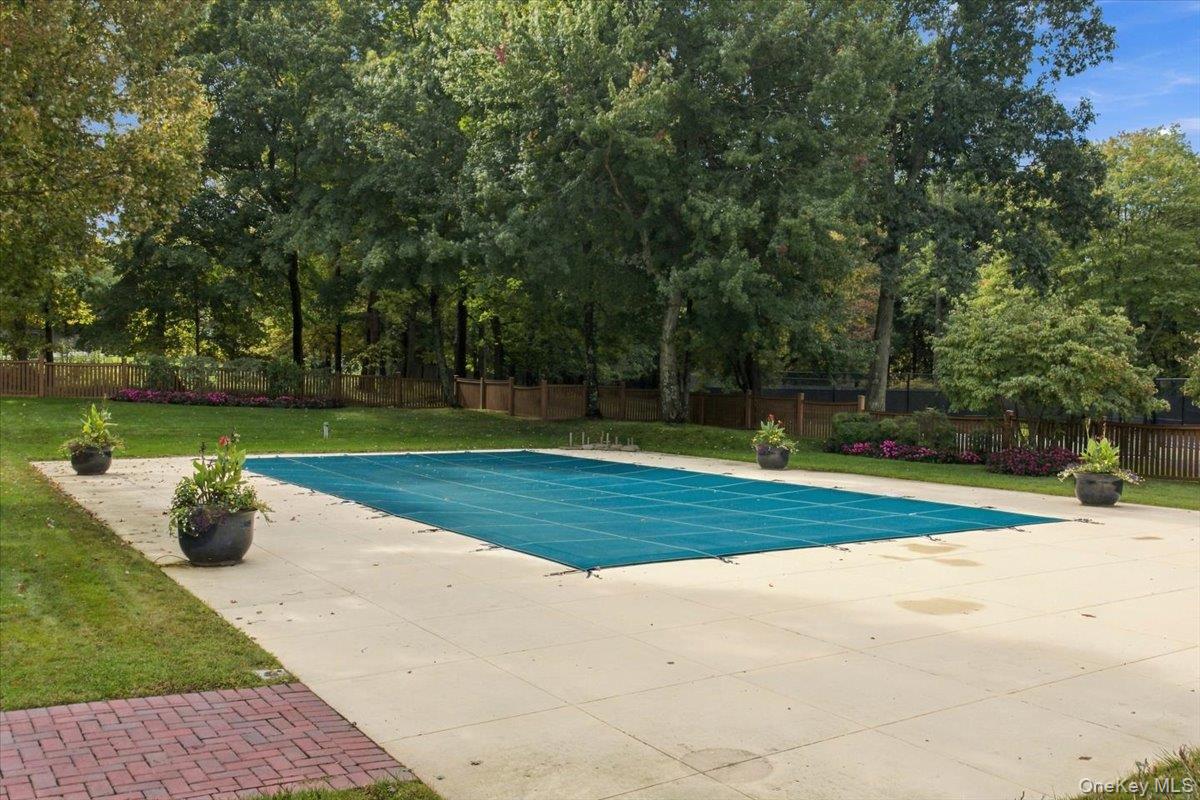 34 Old Town Crossing – For Sale photo 32