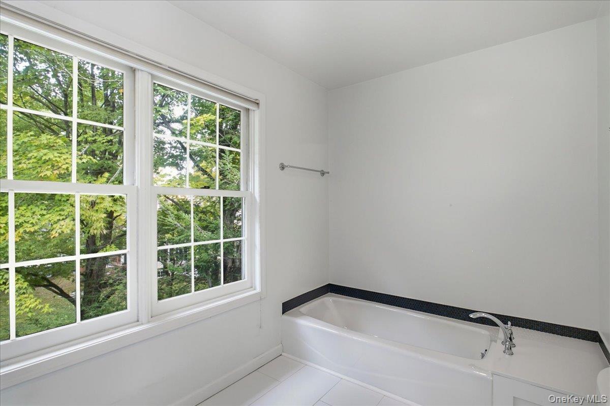 34 Old Town Crossing – For Sale photo 23