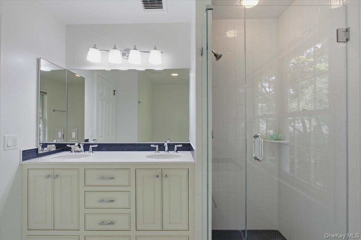 34 Old Town Crossing – For Sale photo 24