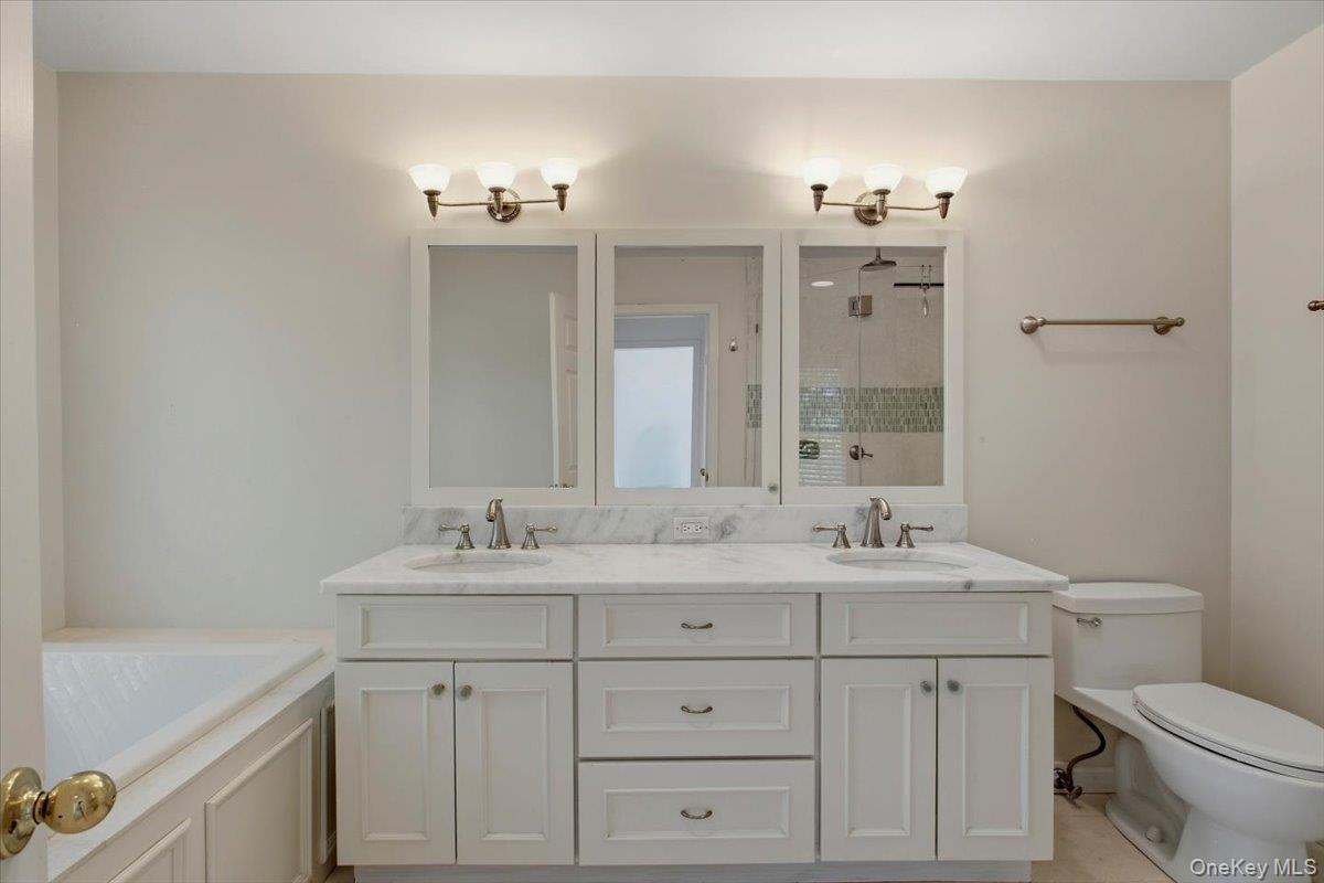34 Old Town Crossing – For Sale photo 19