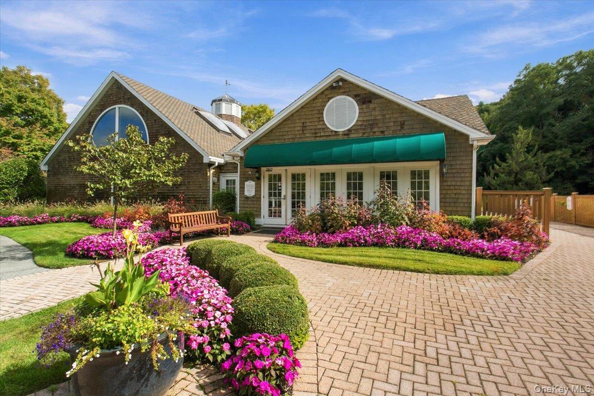 34 Old Town Crossing – For Sale photo 31