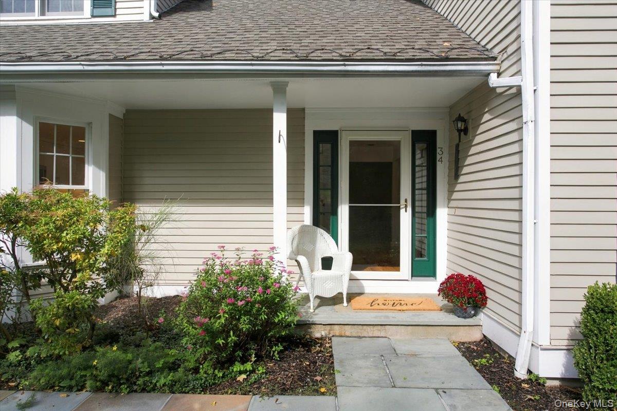 34 Old Town Crossing – For Sale photo 3