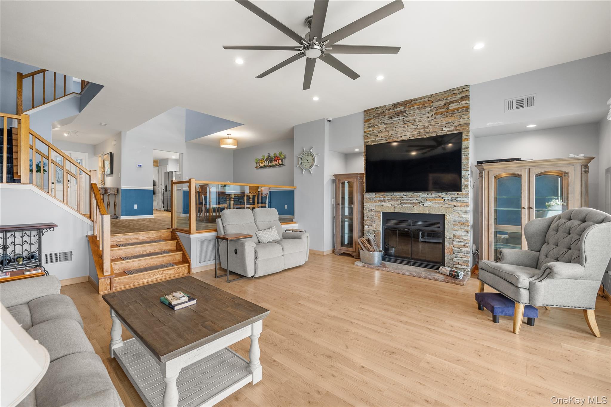 8 Victoria Drive, Unit 8 photo 8