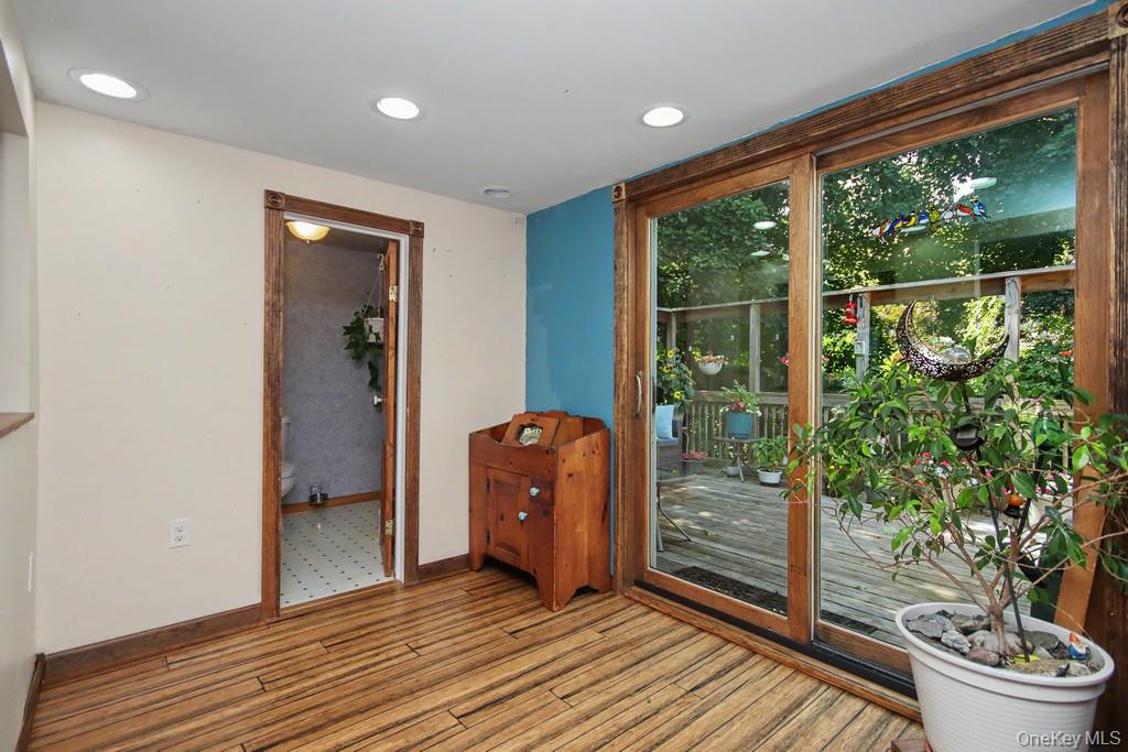 219 E Main Street – For Sale photo 7