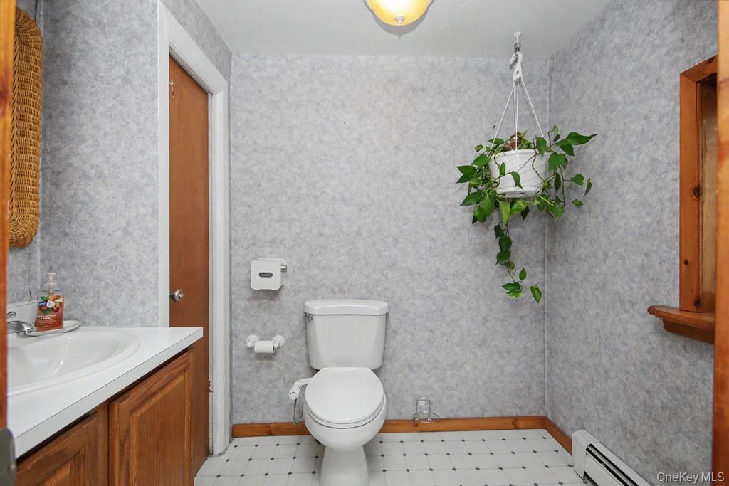 219 E Main Street – For Sale photo 8