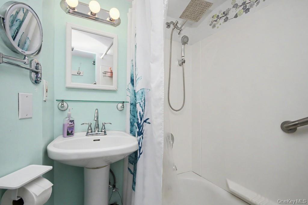 219 E Main Street – For Sale photo 13