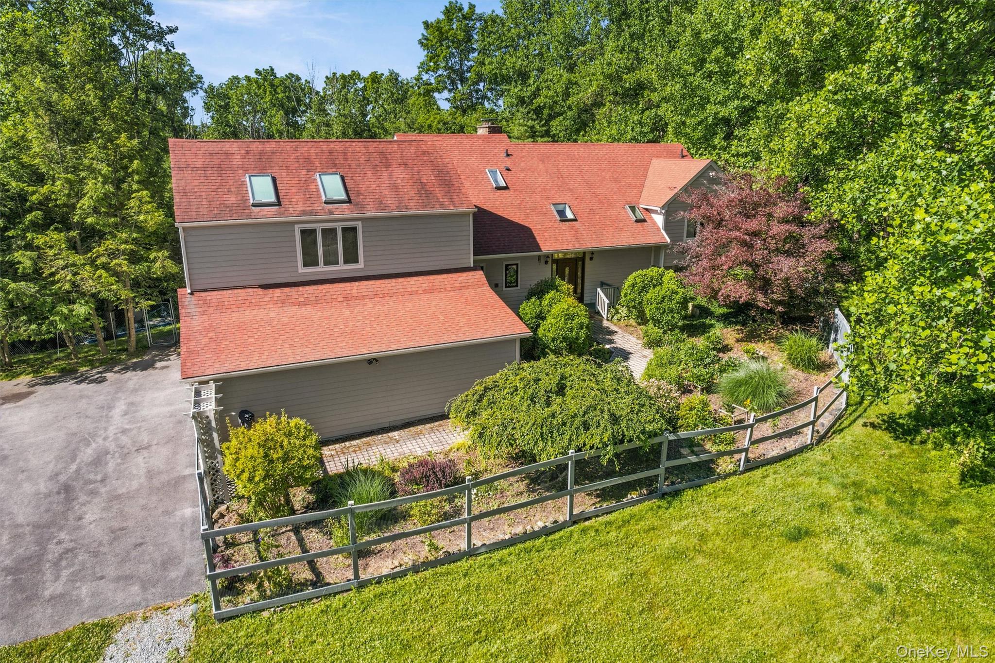 36 Chardavoyne Road – For Sale photo 33