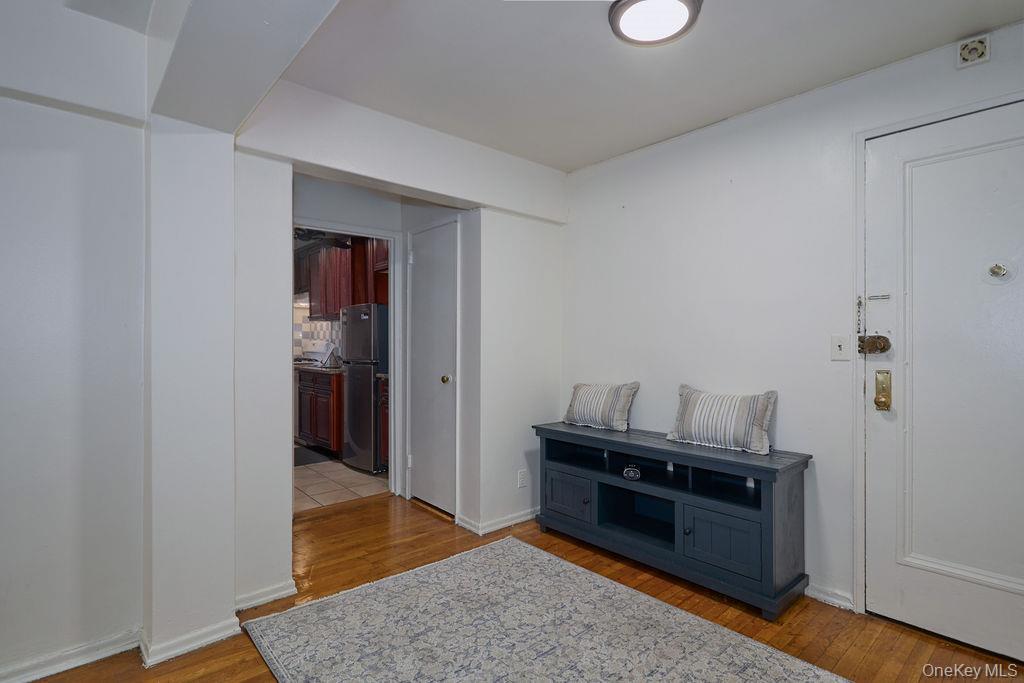 77 Bronx River Road, Unit 1E photo 9