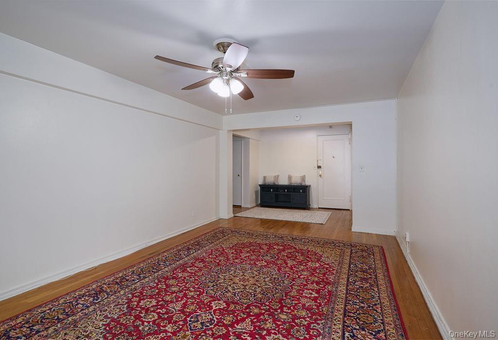 77 Bronx River Road, Unit 1E photo 8