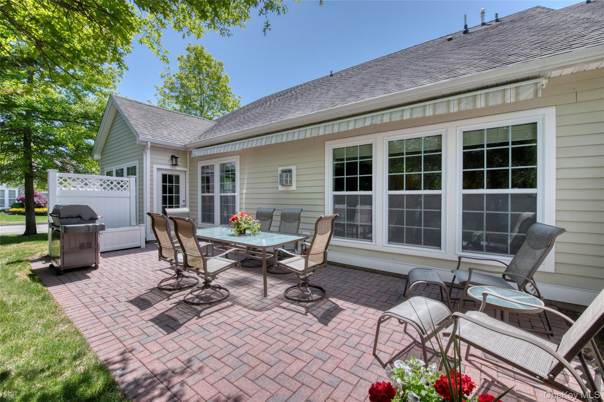171 Jonathan Lane – For Sale photo 19