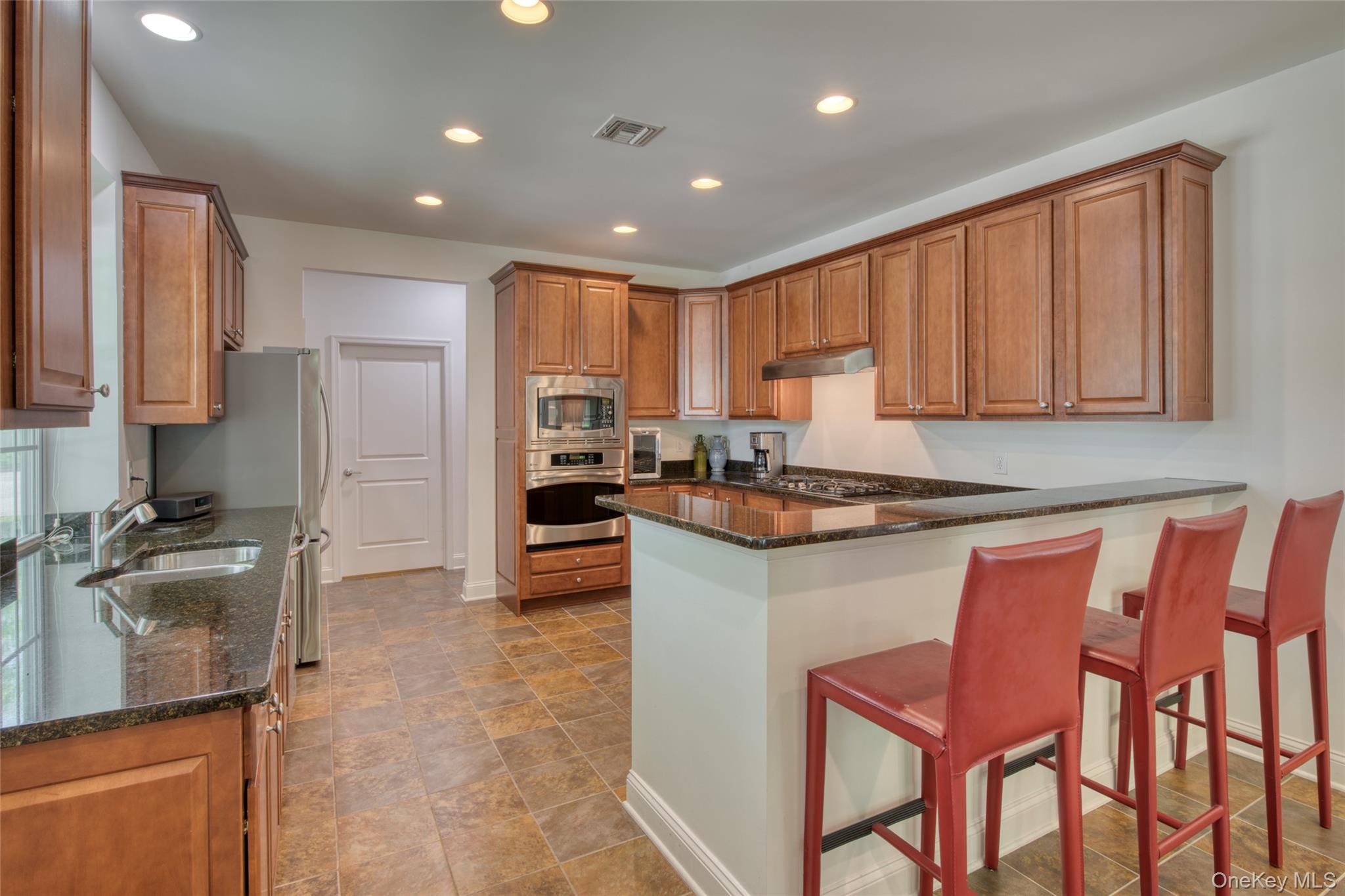 171 Jonathan Lane – For Sale photo 9