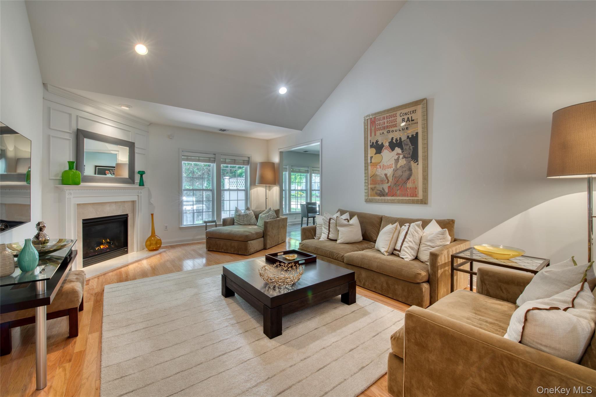 171 Jonathan Lane – For Sale photo 3