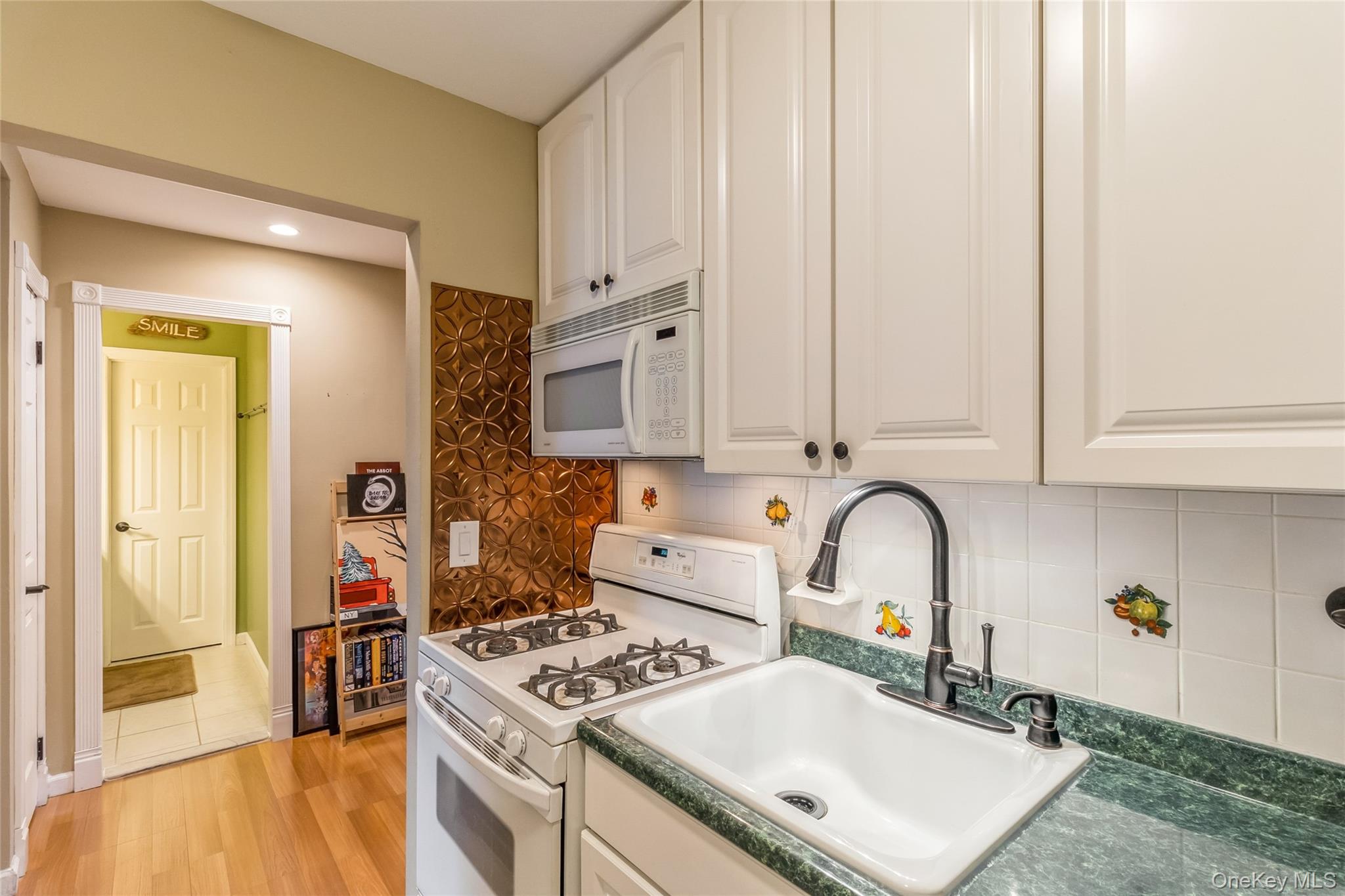 48 Pointe Cir S – For Rent photo 16