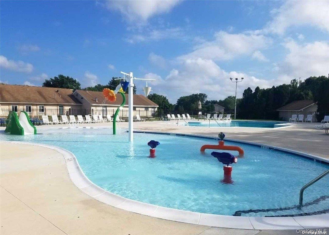 48 Pointe Cir S – For Rent photo 22