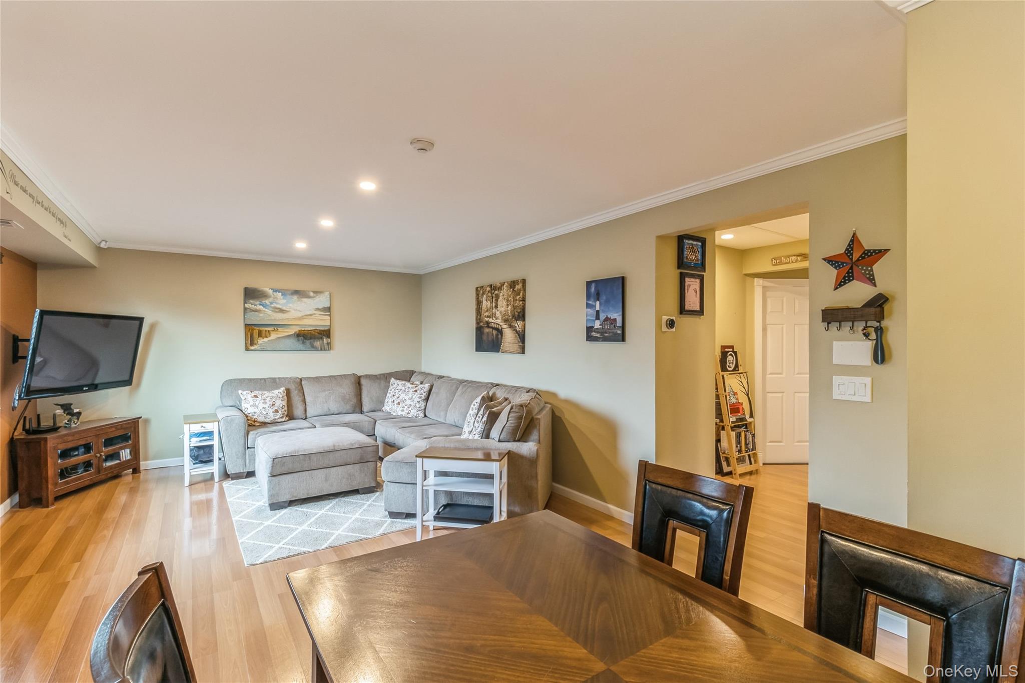 48 Pointe Cir S – For Rent photo 13