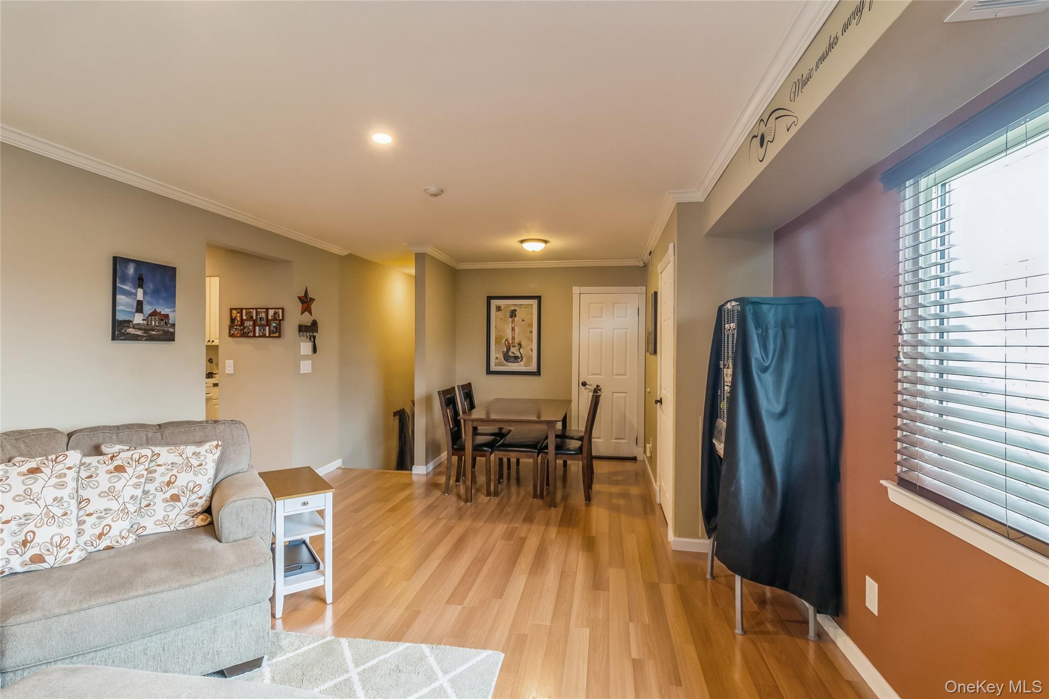 48 Pointe Cir S – For Rent photo 6