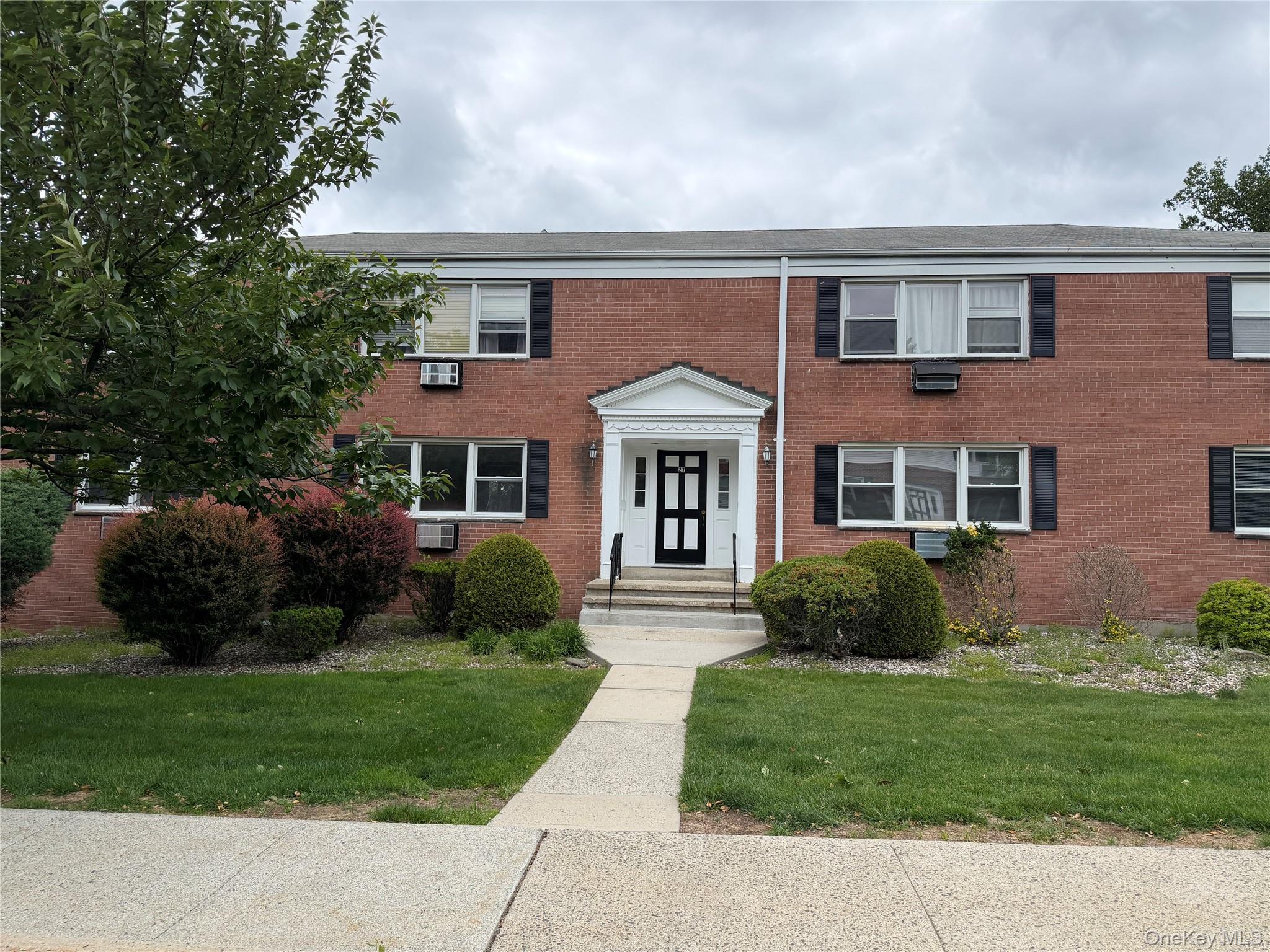 27 Bon Aire Circle, Unit 8301